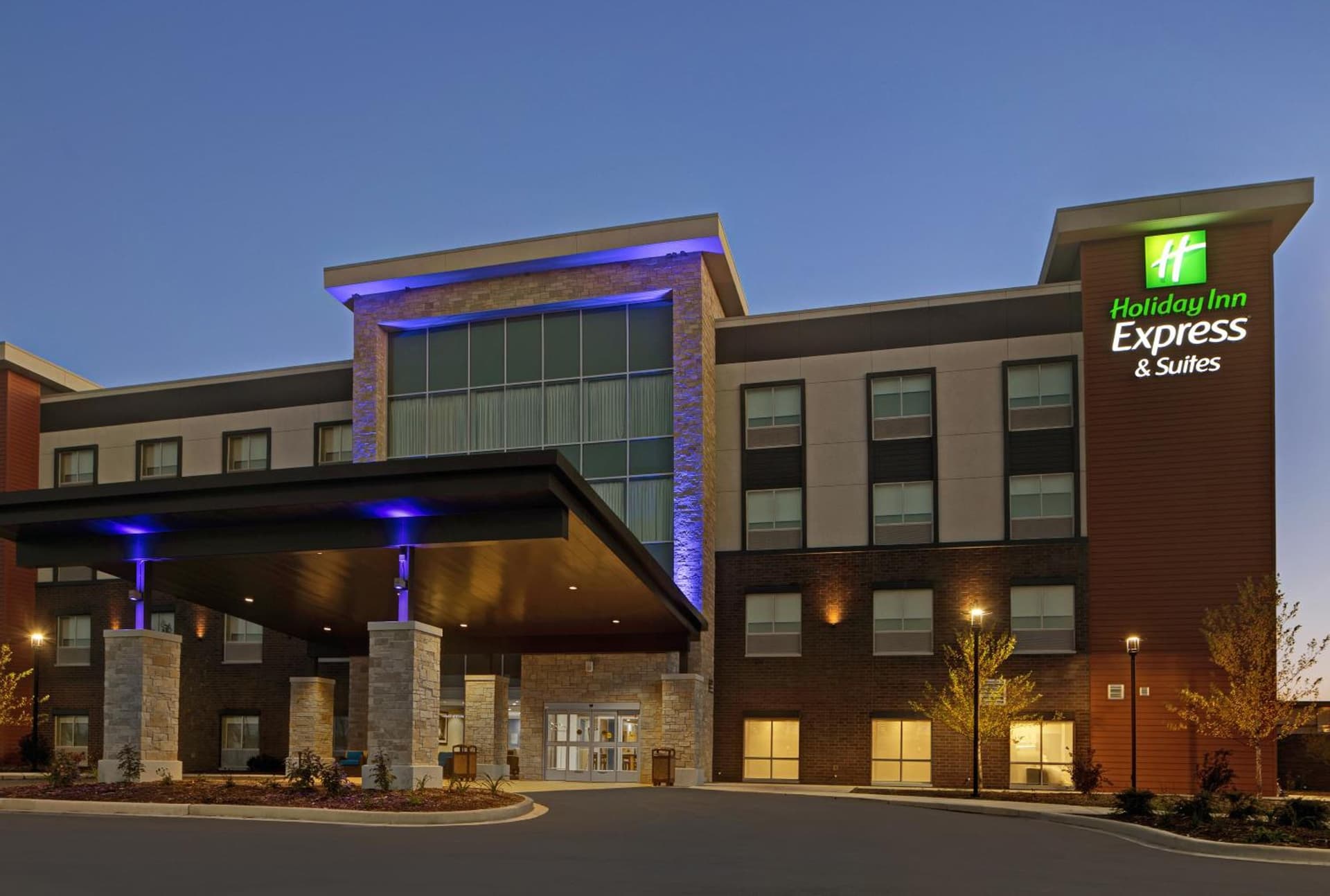 Holiday Inn Express & Suites - Milwaukee - Brookfield by IHG gallery photo in Brookfield, WI — image 28