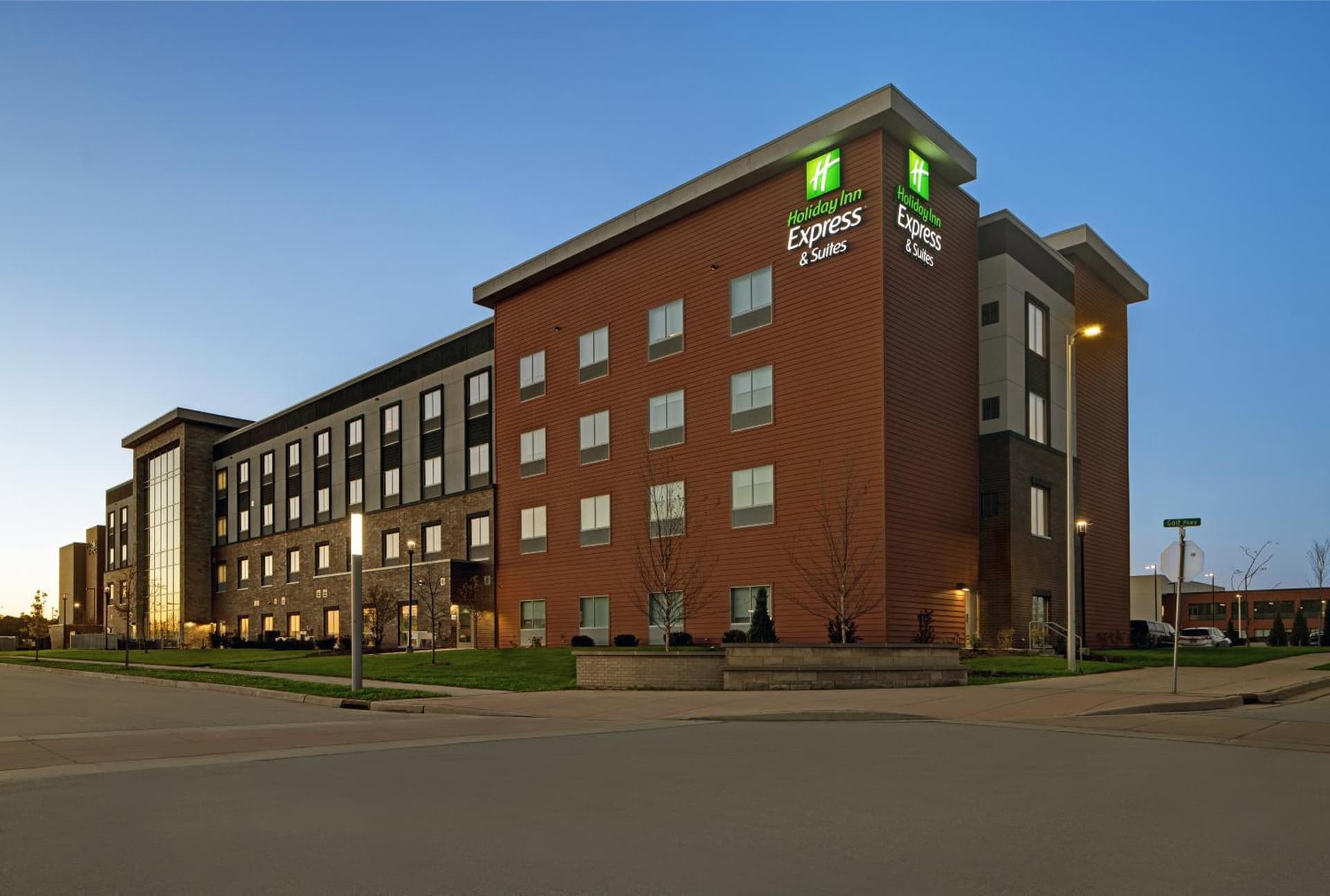Holiday Inn Express & Suites - Milwaukee - Brookfield by IHG gallery photo in Brookfield, WI — image 69