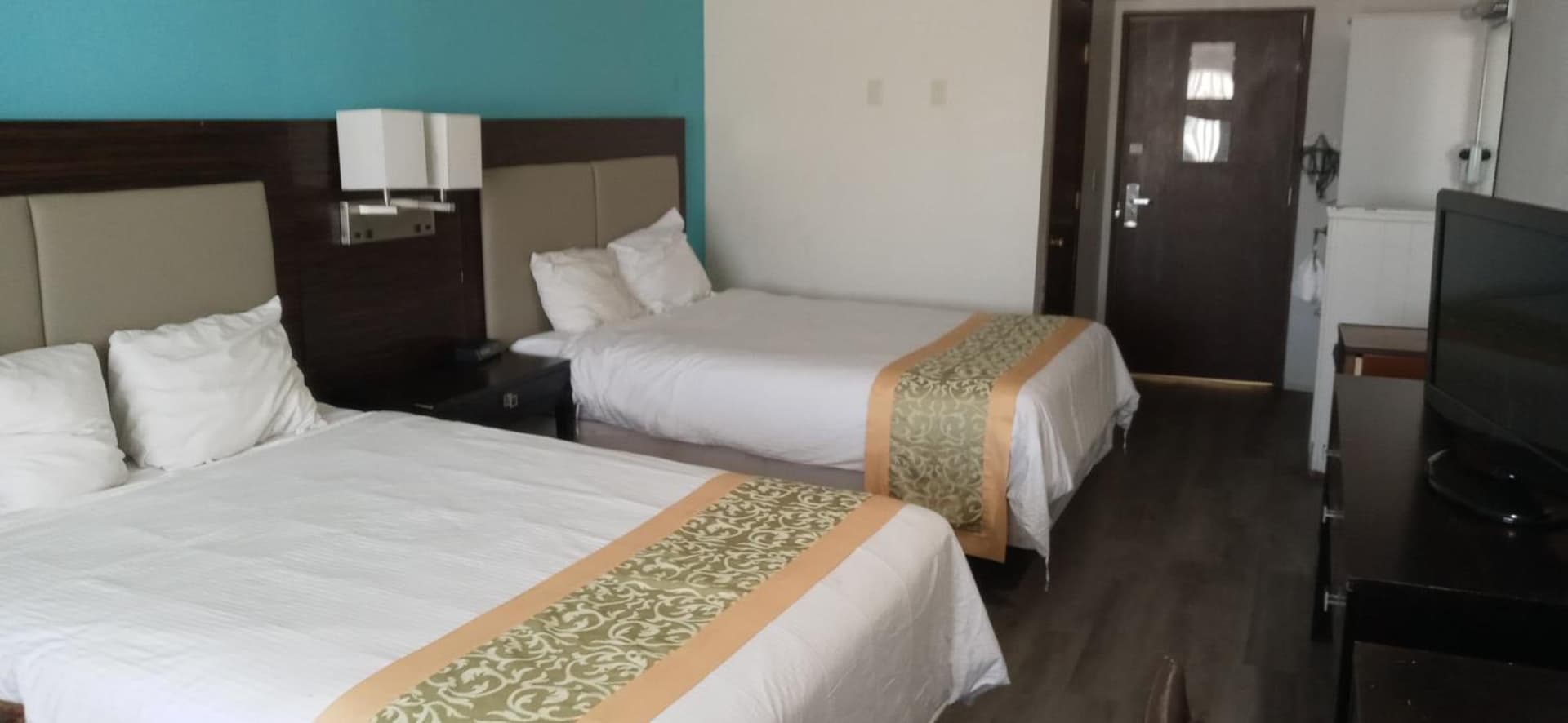 Nampa Inn & Suites interior in Nampa, ID — gallery photo 2