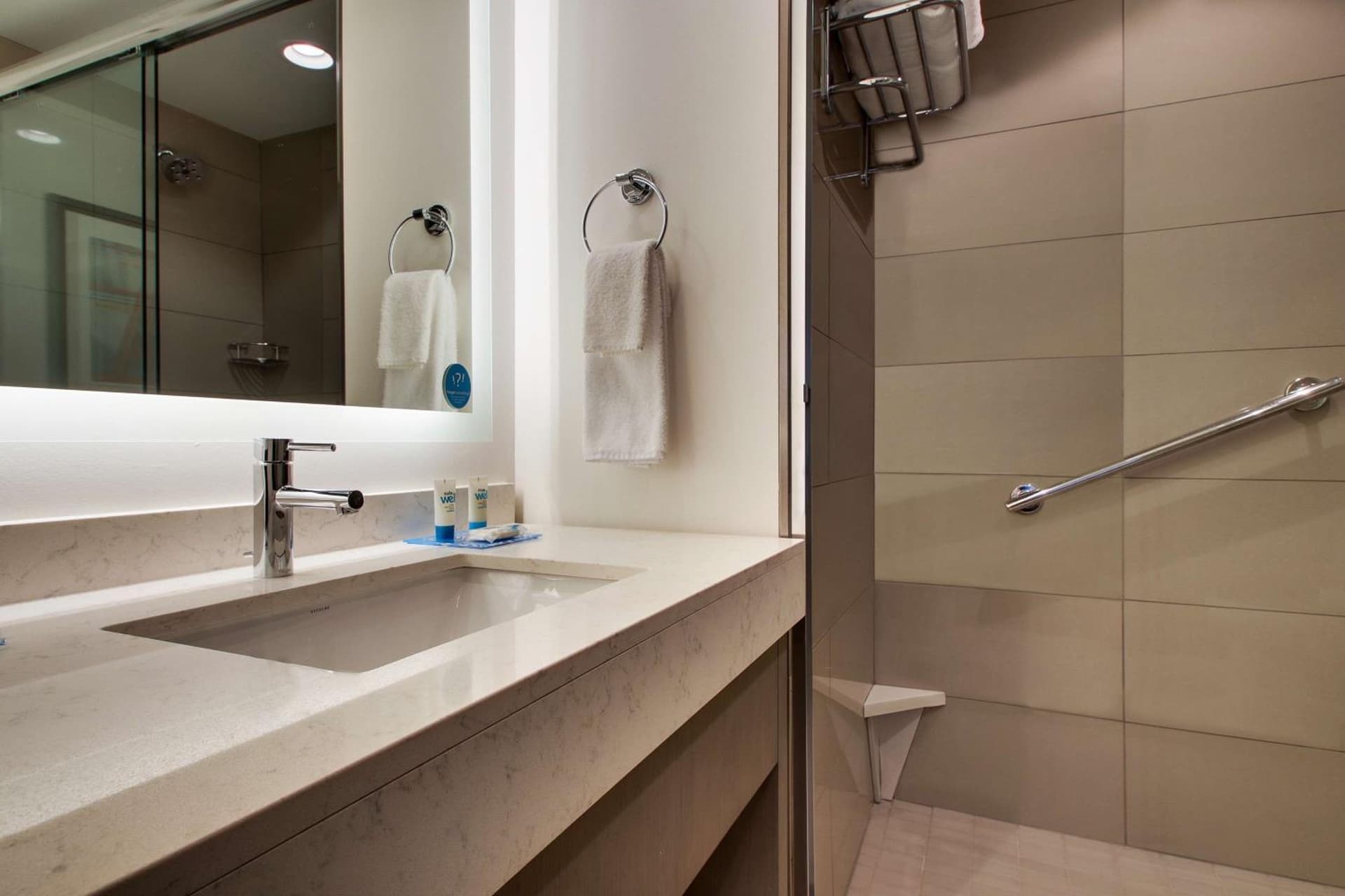 Hyatt House Oak Brook gallery photo in Oak Brook, IL — image 19