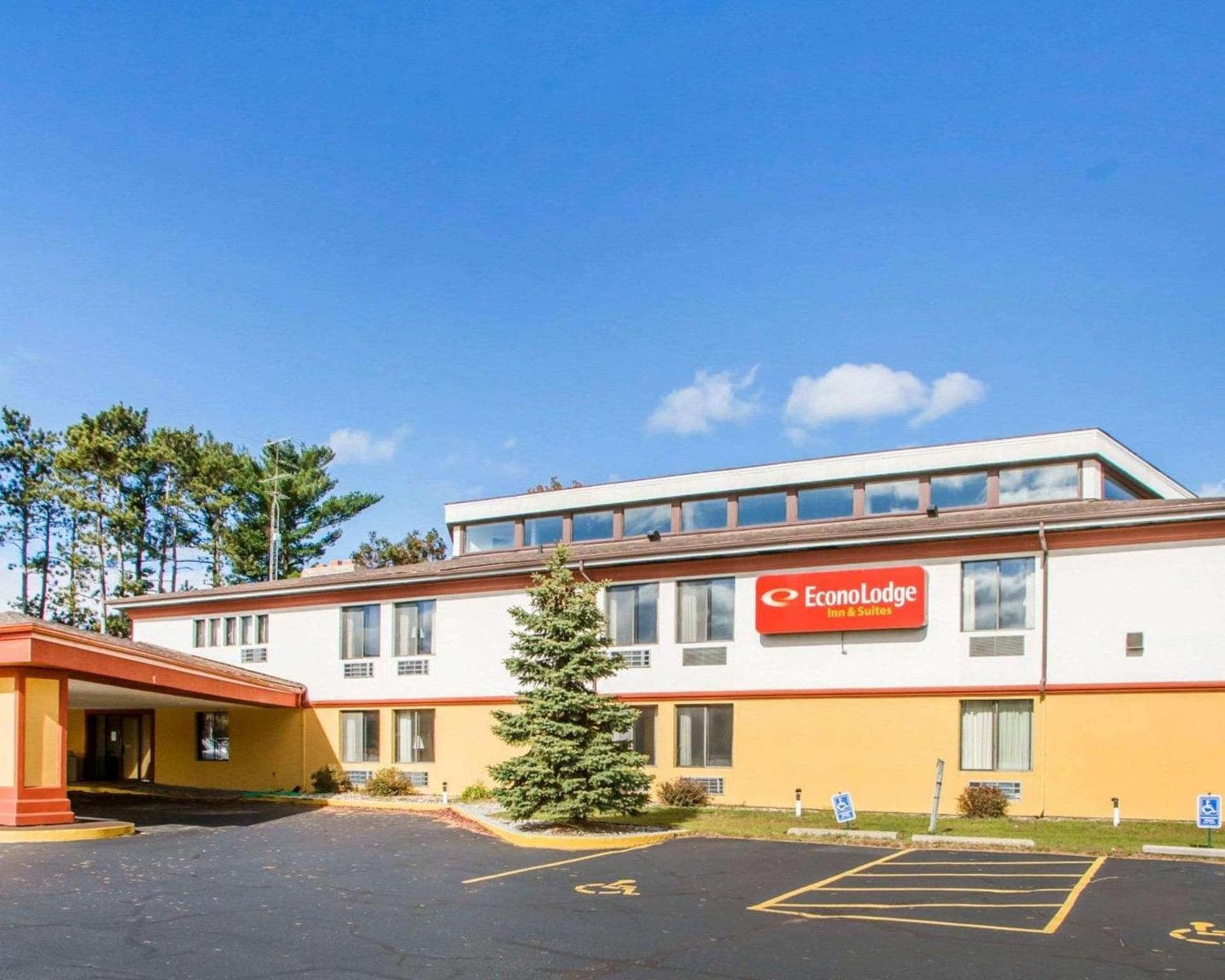 Ramada by Wyndham Stevens Point featured exterior or lobby in Stevens Point, WI — similar hotel