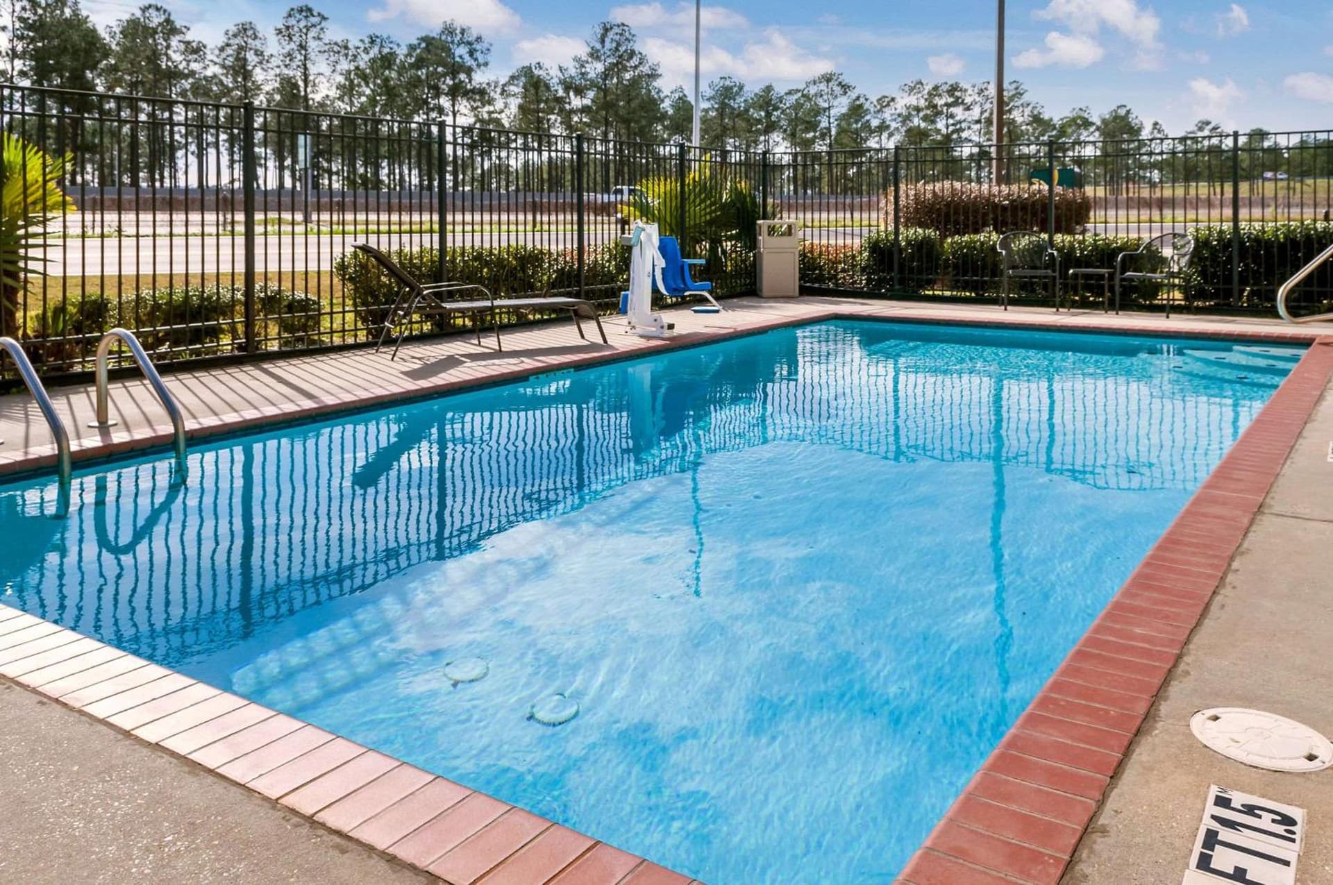 Quality Inn & Suites Slidell gallery photo in Slidell, LA — image 37