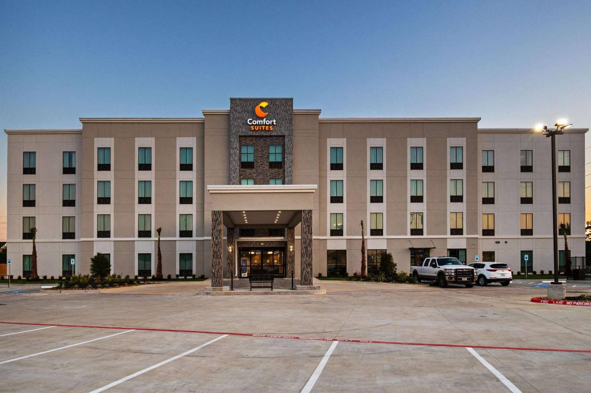 Comfort Suites Humble Houston IAH interior in Humble, TX — gallery photo 2