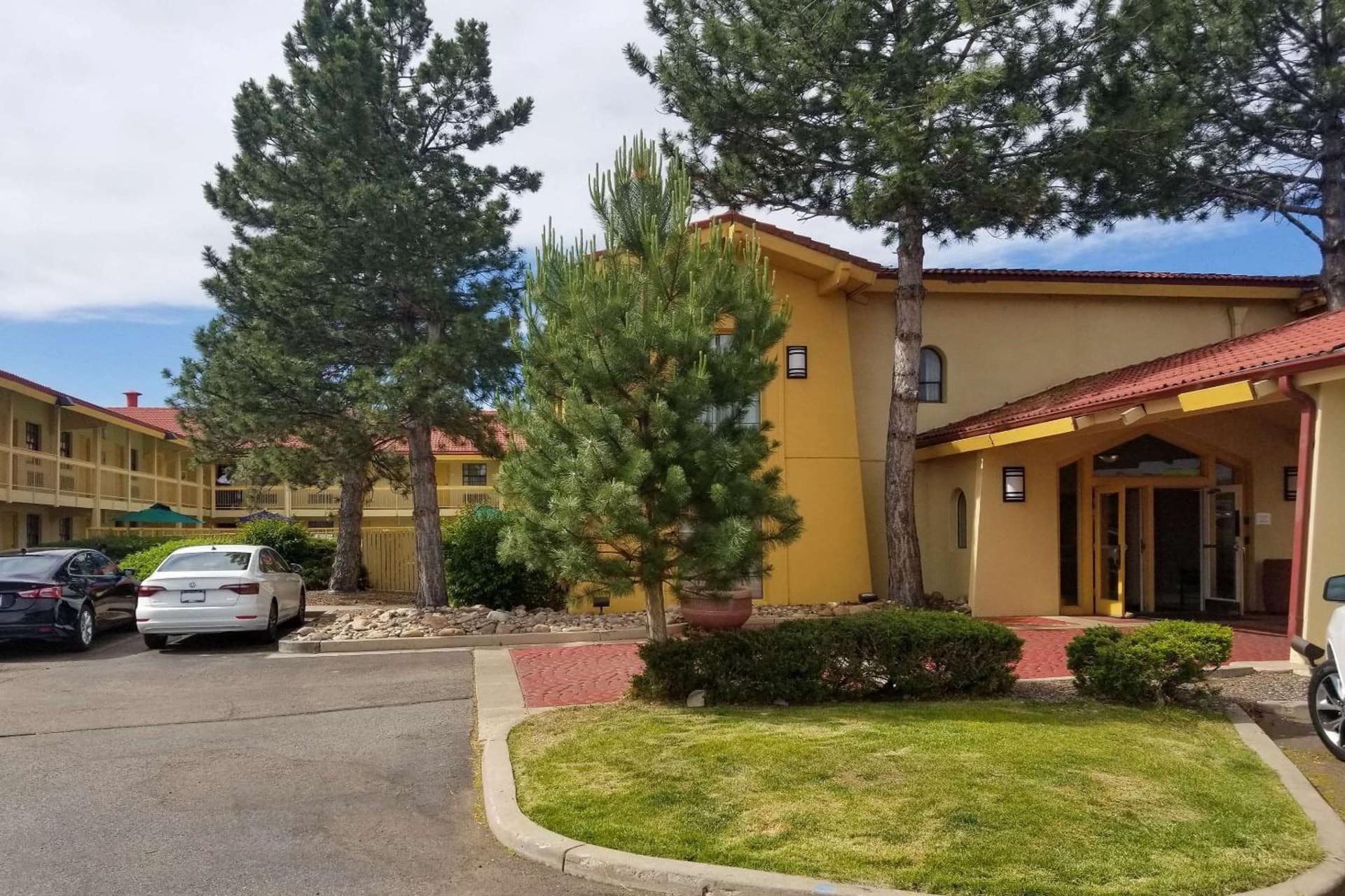 Motel 6 Aurora, CO - Medical Center exterior or lobby in Aurora, CO — main listing photo