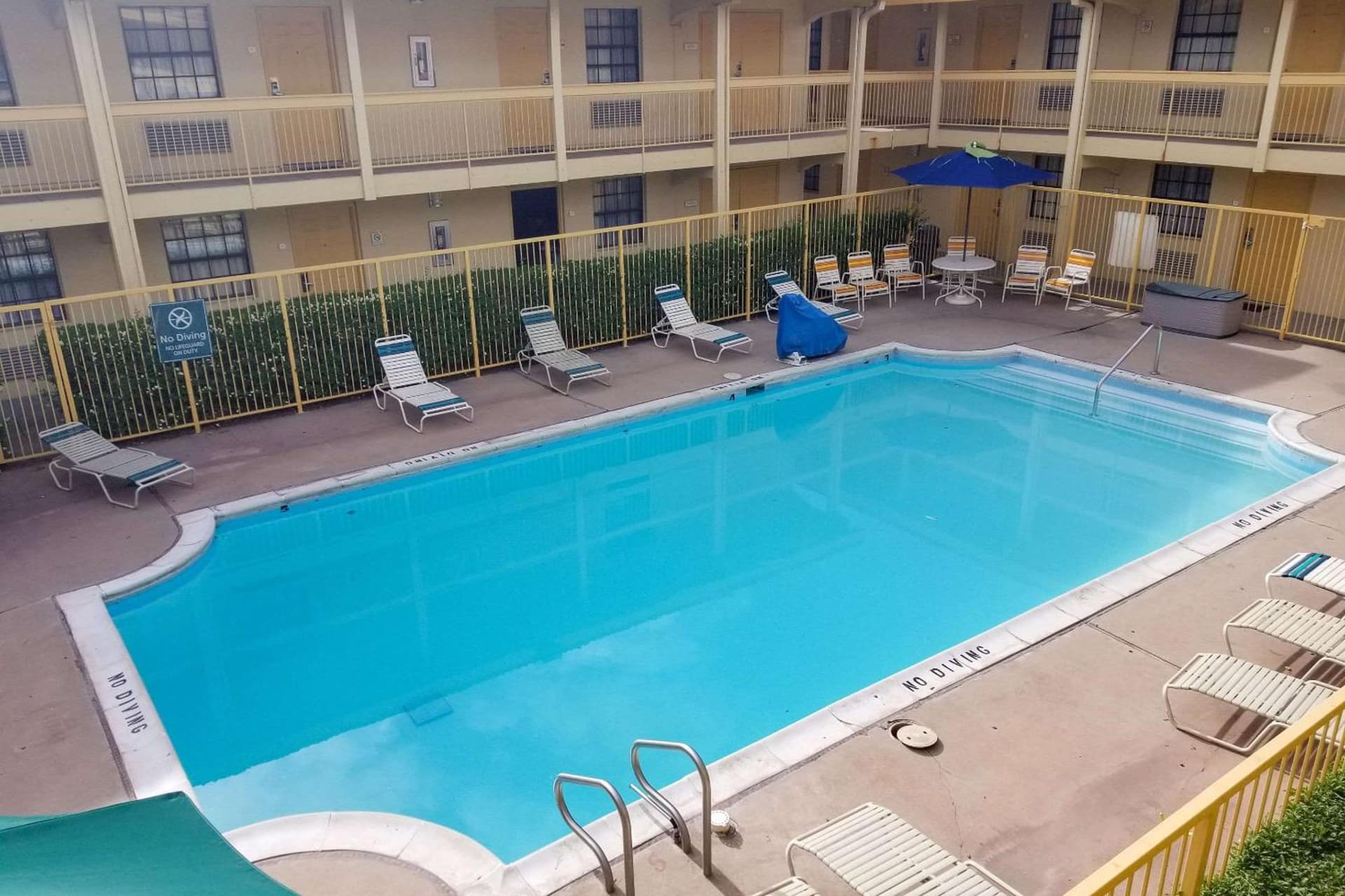 Motel 6 Aurora, CO - Medical Center gallery photo in Aurora, CO — image 12