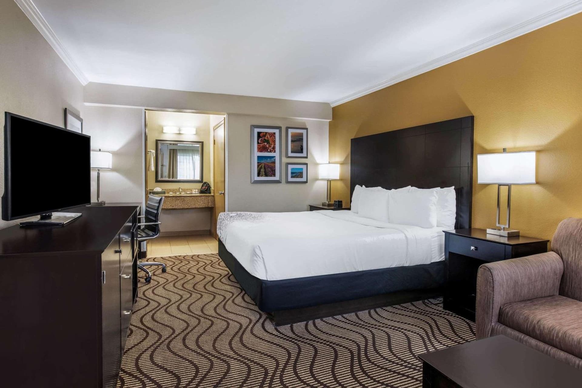La Quinta by Wyndham Carlsbad - Legoland Area gallery photo in Carlsbad, CA — image 13