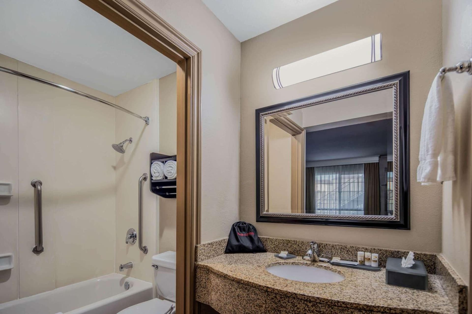 La Quinta by Wyndham Carlsbad - Legoland Area gallery photo in Carlsbad, CA — image 32
