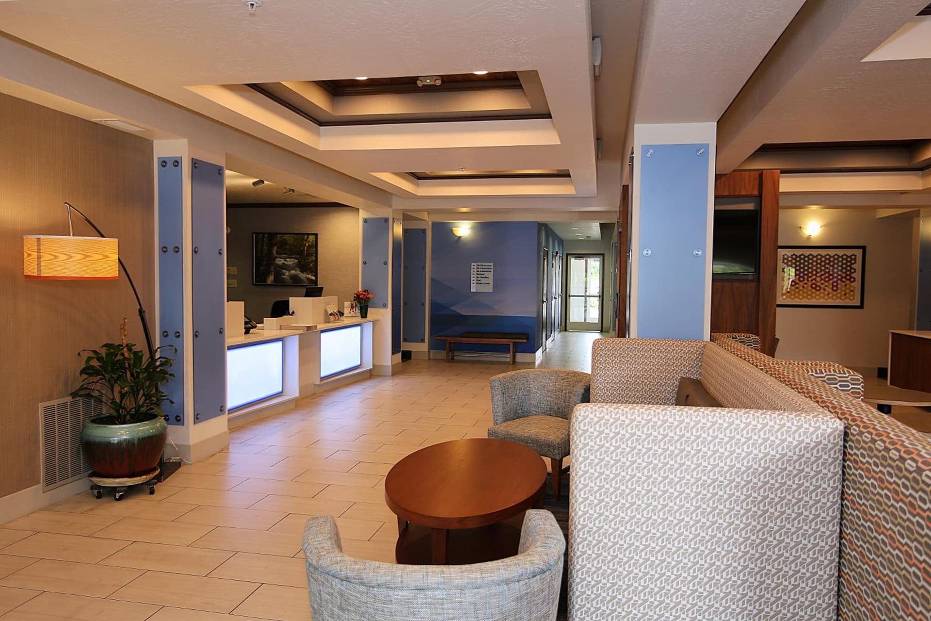 Holiday Inn Express Hotel & Suites Ashland by IHG gallery photo in Ashland, OR — image 10