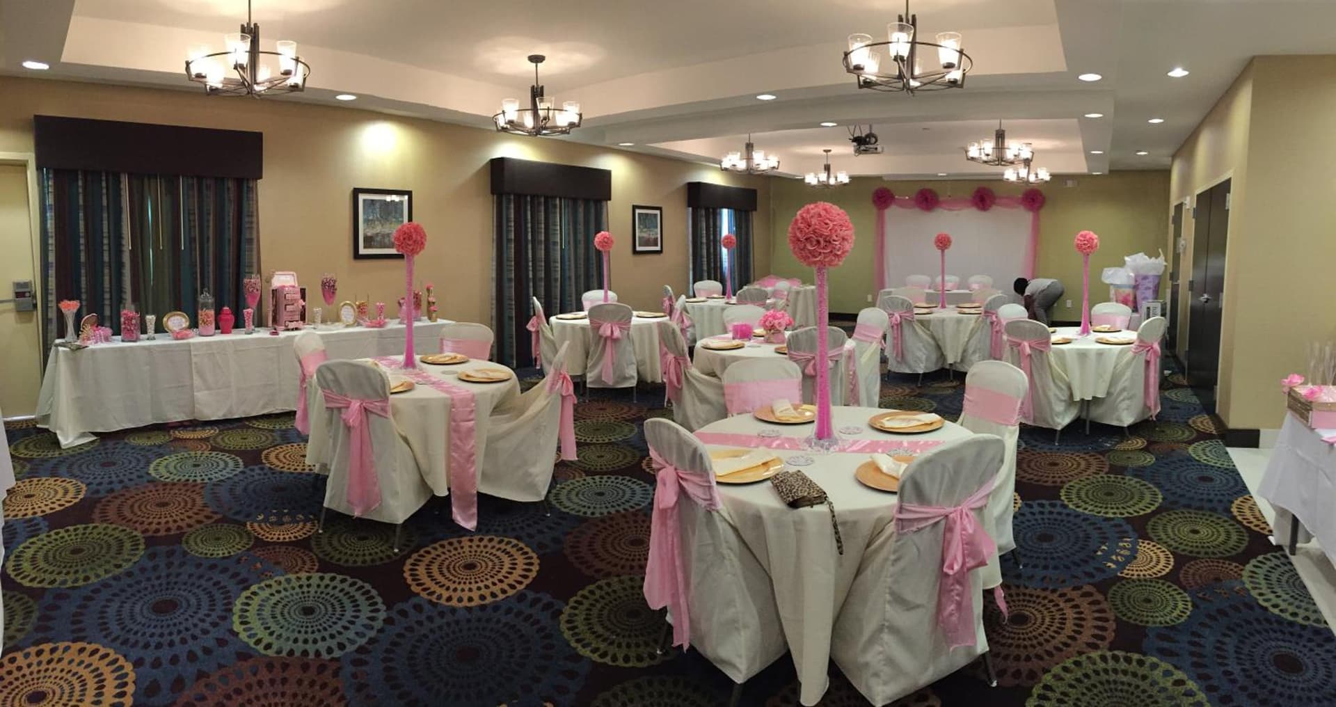Holiday Inn Express and Suites Atascocita - Humble - Kingwood by IHG gallery photo in Humble, TX — image 7