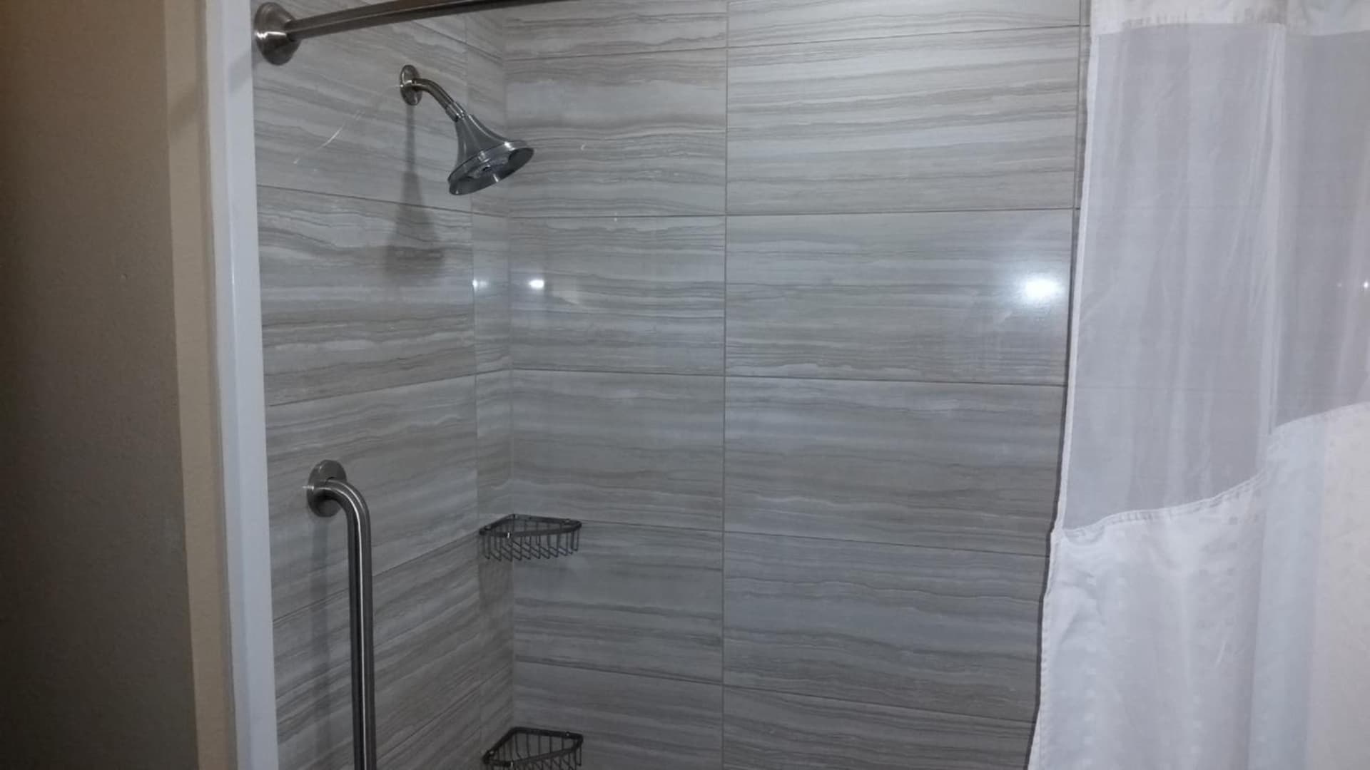Holiday Inn Express and Suites Atascocita - Humble - Kingwood by IHG gallery photo in Humble, TX — image 47