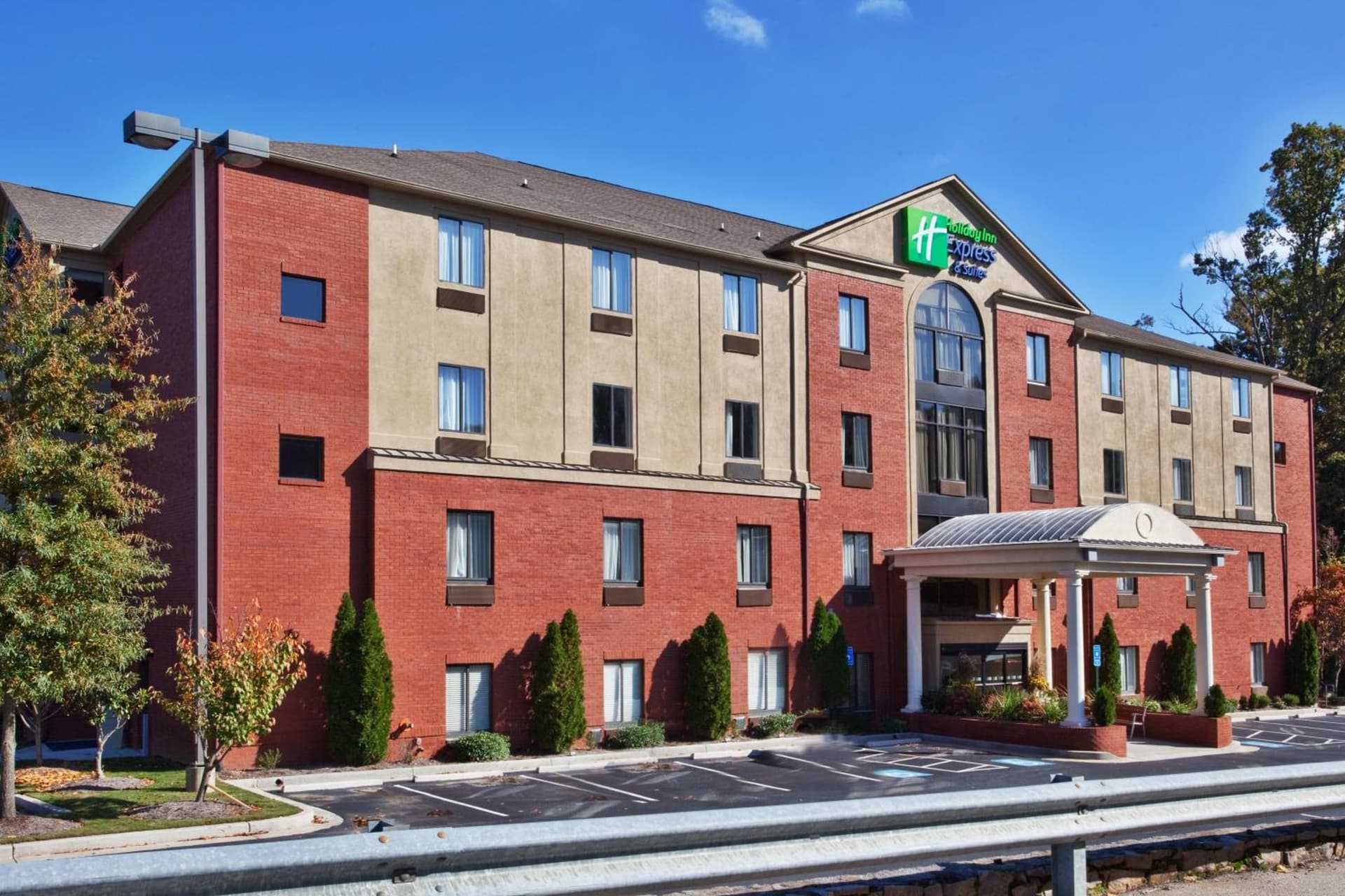 Holiday Inn Express Hotel & Suites - Atlanta/Emory University Area by IHG featured exterior or lobby in Decatur, GA — similar hotel