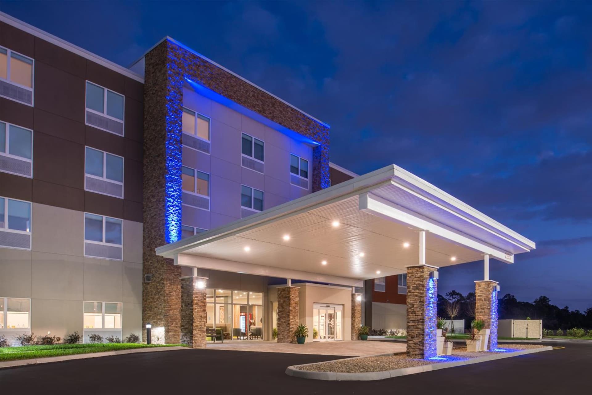 Holiday Inn Express & Suites Alachua - Gainesville Area by IHG gallery photo in Alachua, FL — image 41