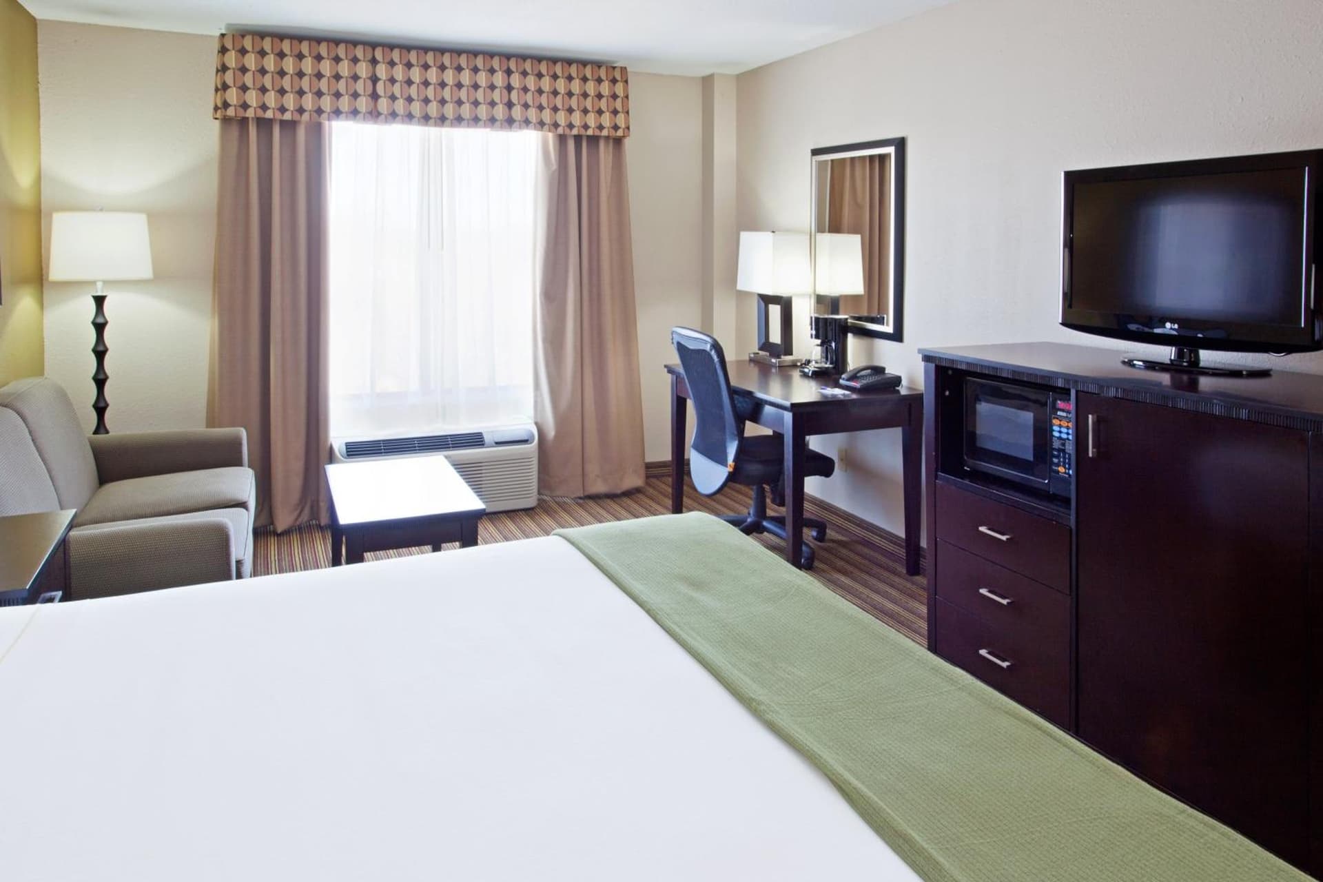 Holiday Inn Express Arlington Interstate 20 Parks Mall by IHG gallery photo in Arlington, TX — image 32