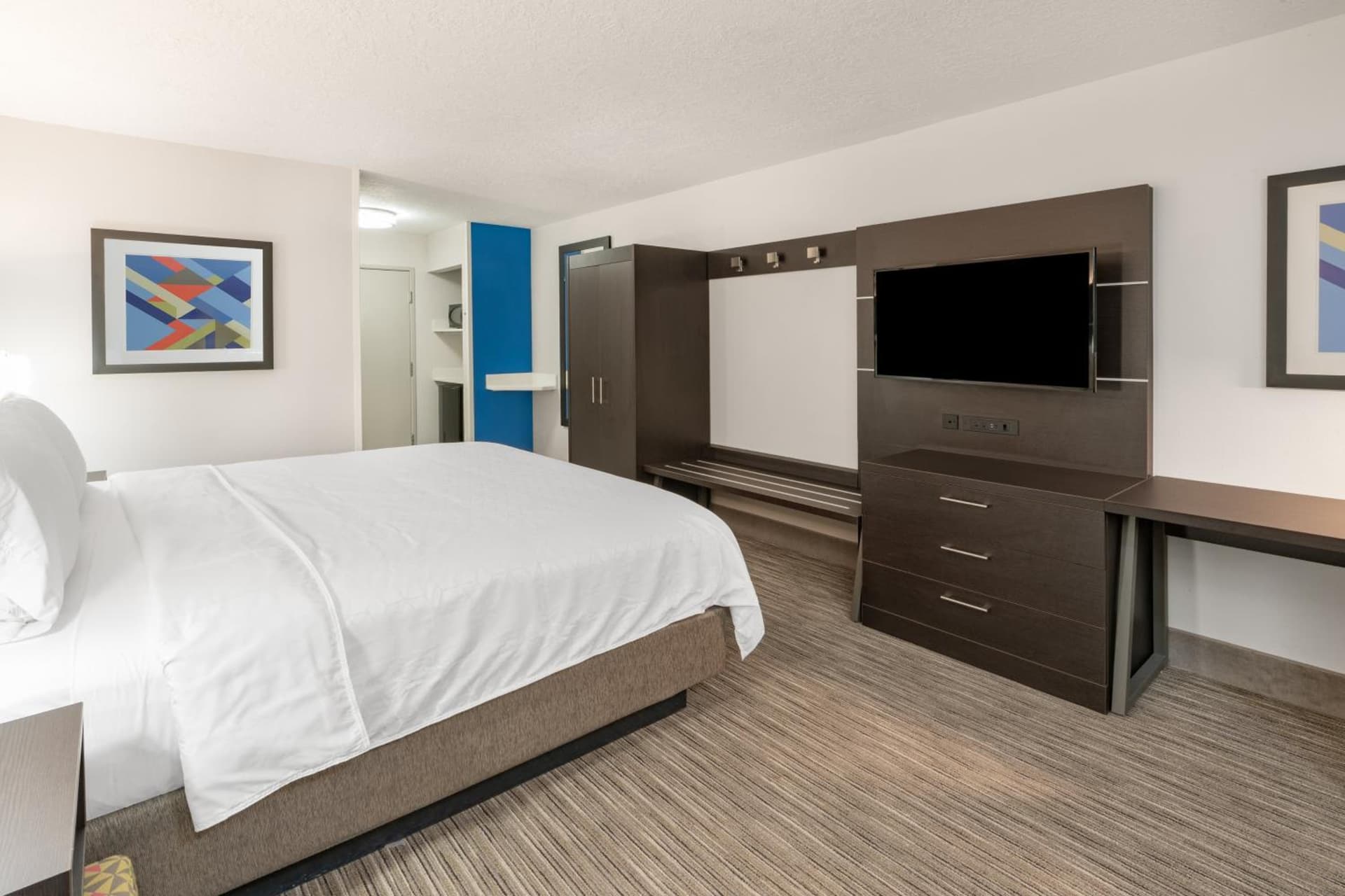 Holiday Inn Express Hotel & Suites Albuquerque - North Balloon Fiesta Park by IHG gallery photo in Albuquerque, NM — image 54