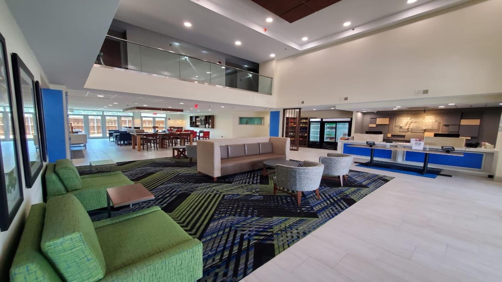 Holiday Inn Express & Suites Arlington North – Stadium Area by IHG gallery photo in Arlington, TX — image 21