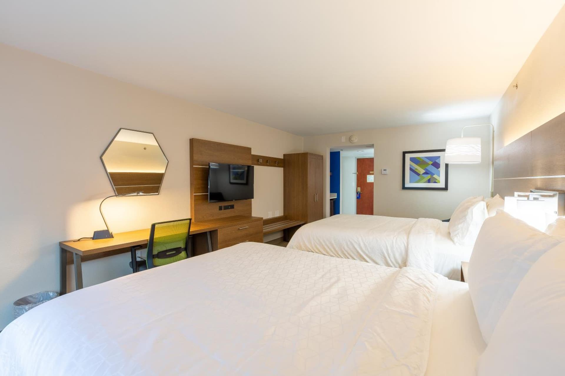 Holiday Inn Express & Suites Arlington North – Stadium Area by IHG gallery photo in Arlington, TX — image 18