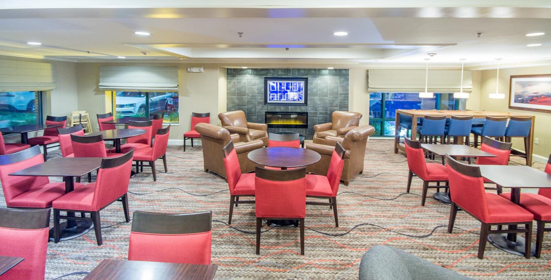 Holiday Inn Express Hotel & Suites Auburn by IHG gallery photo in Auburn — image 20