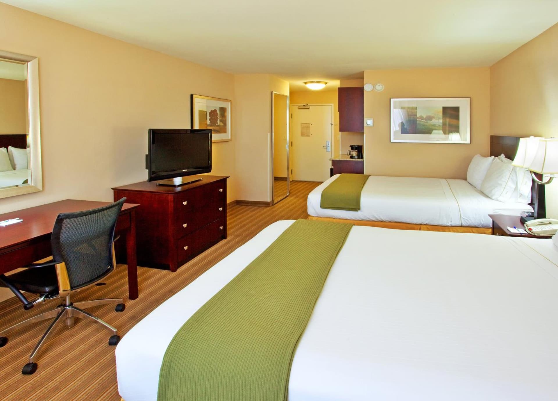 Holiday Inn Express Fresno River Park Highway 41 by IHG gallery photo in Fresno, CA — image 70