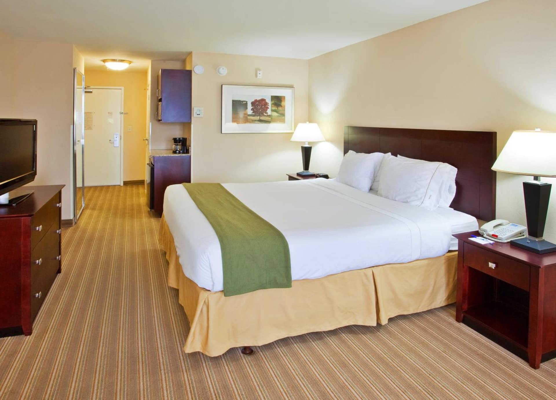 Holiday Inn Express Fresno River Park Highway 41 by IHG gallery photo in Fresno, CA — image 25
