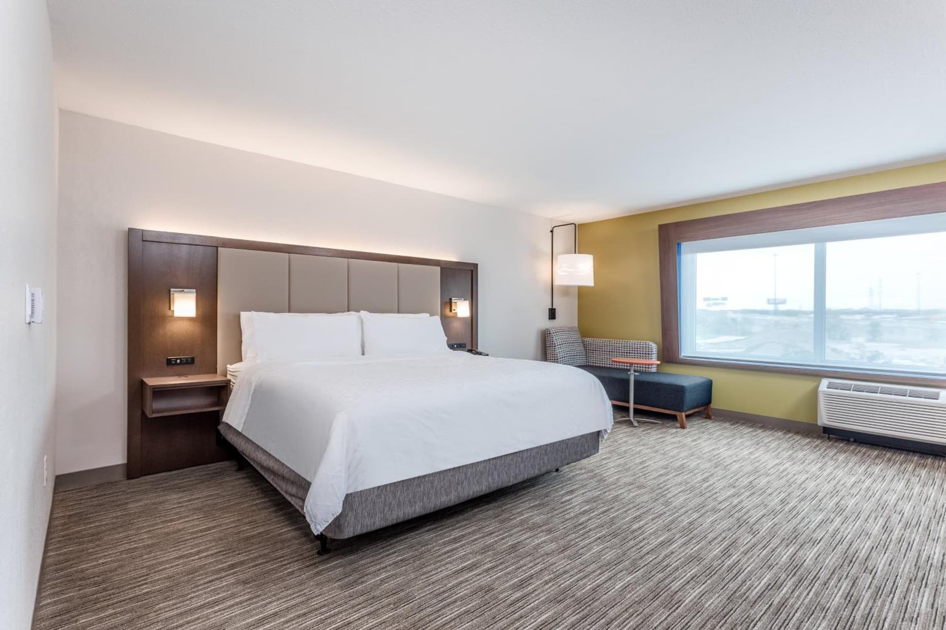 Holiday Inn Express & Suites Hammond by IHG gallery photo in Hammond, IN — image 34