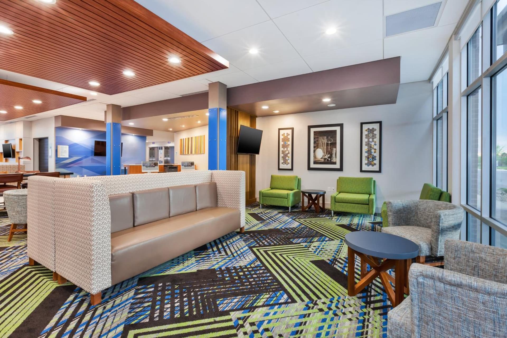 Holiday Inn Express & Suites - Grand Rapids Airport - South by IHG gallery photo in Grand Rapids, MI — image 75