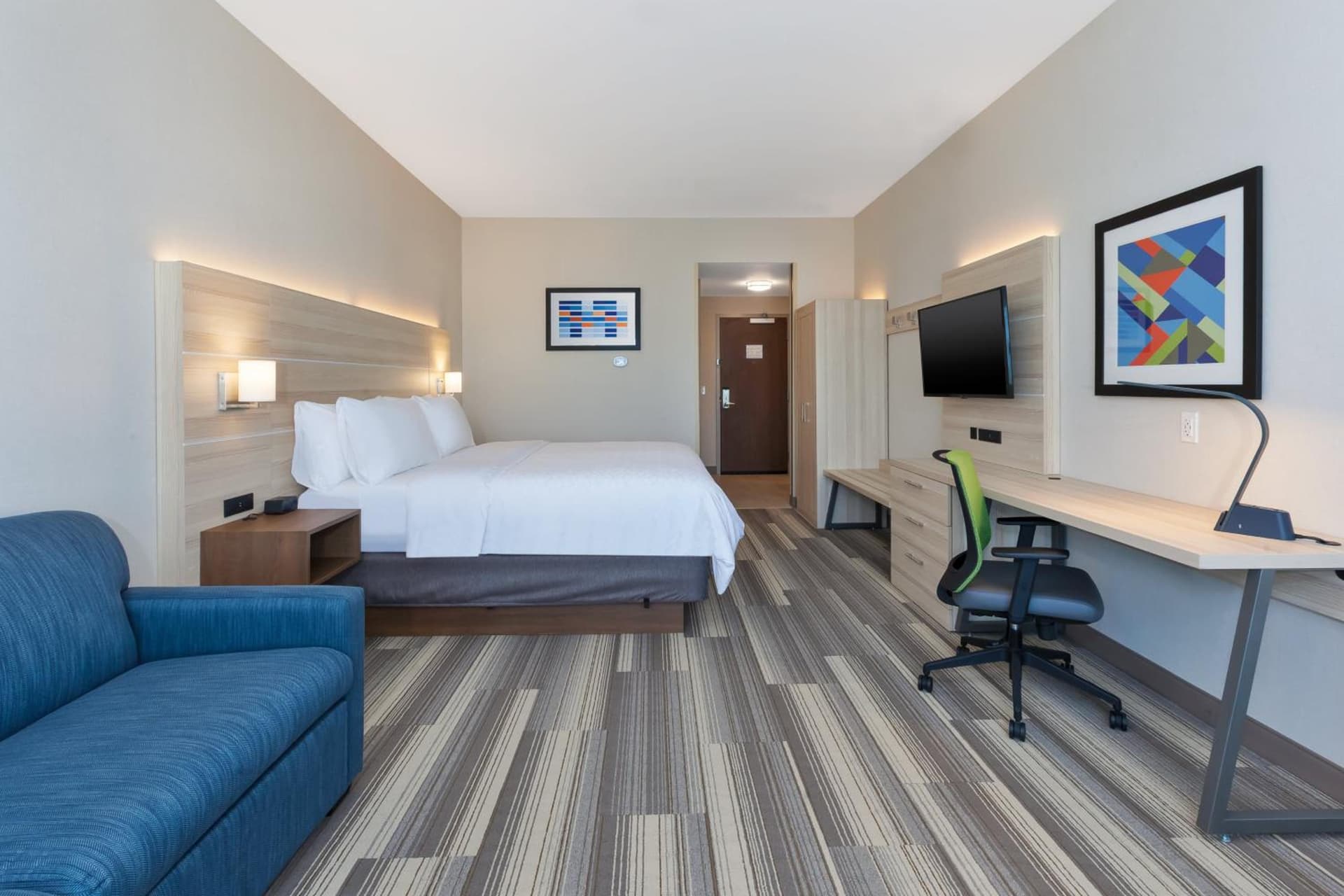 Holiday Inn Express & Suites - Grand Rapids Airport - South by IHG gallery photo in Grand Rapids, MI — image 11