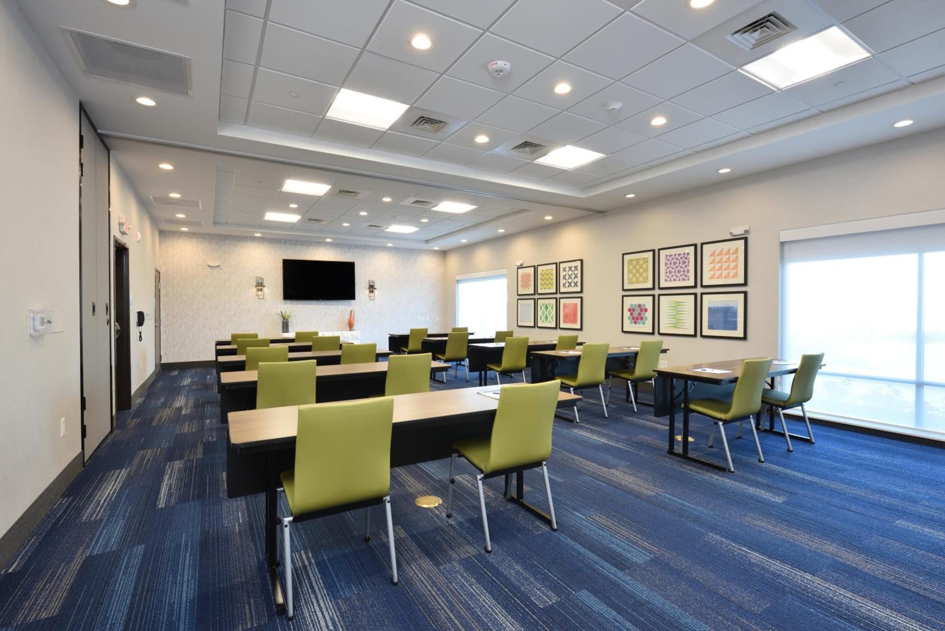 Holiday Inn Express & Suites Spring - Woodlands Area by IHG gallery photo in Spring, TX — image 43