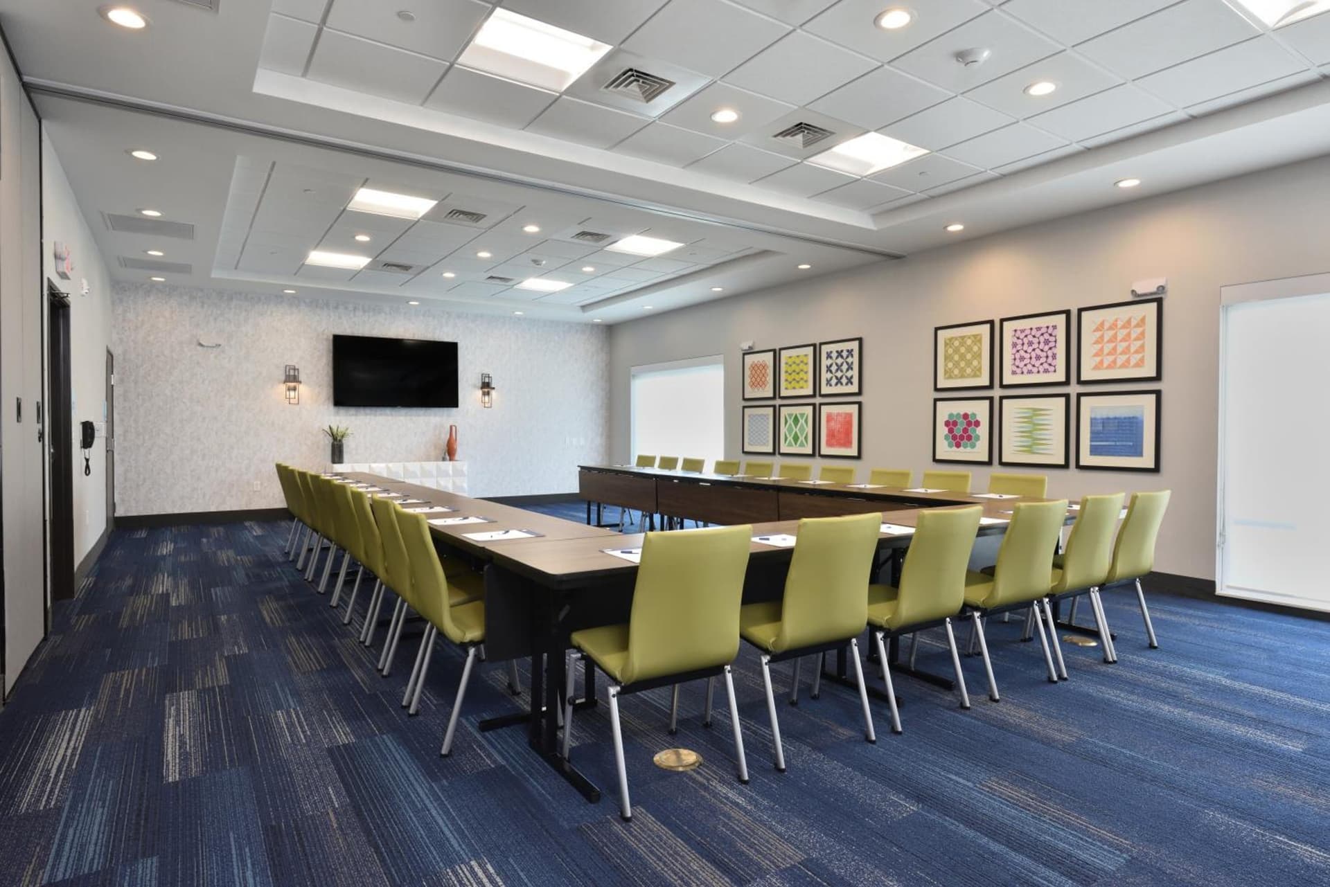 Holiday Inn Express & Suites Spring - Woodlands Area by IHG gallery photo in Spring, TX — image 30