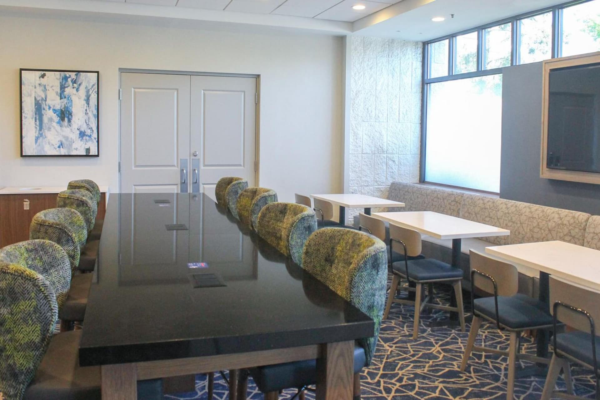 Holiday Inn Express & Suites Boston - Cambridge by IHG gallery photo in Cambridge, MA — image 32