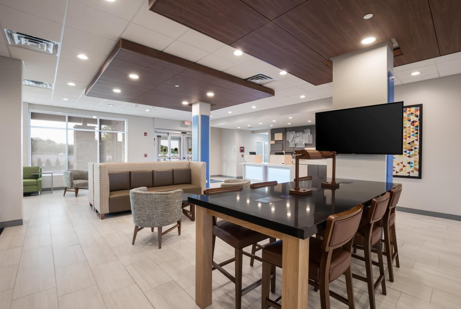 Holiday Inn Express & Suites Chicago - Hoffman Estates by IHG gallery photo in Hoffman Estates, IL — image 27