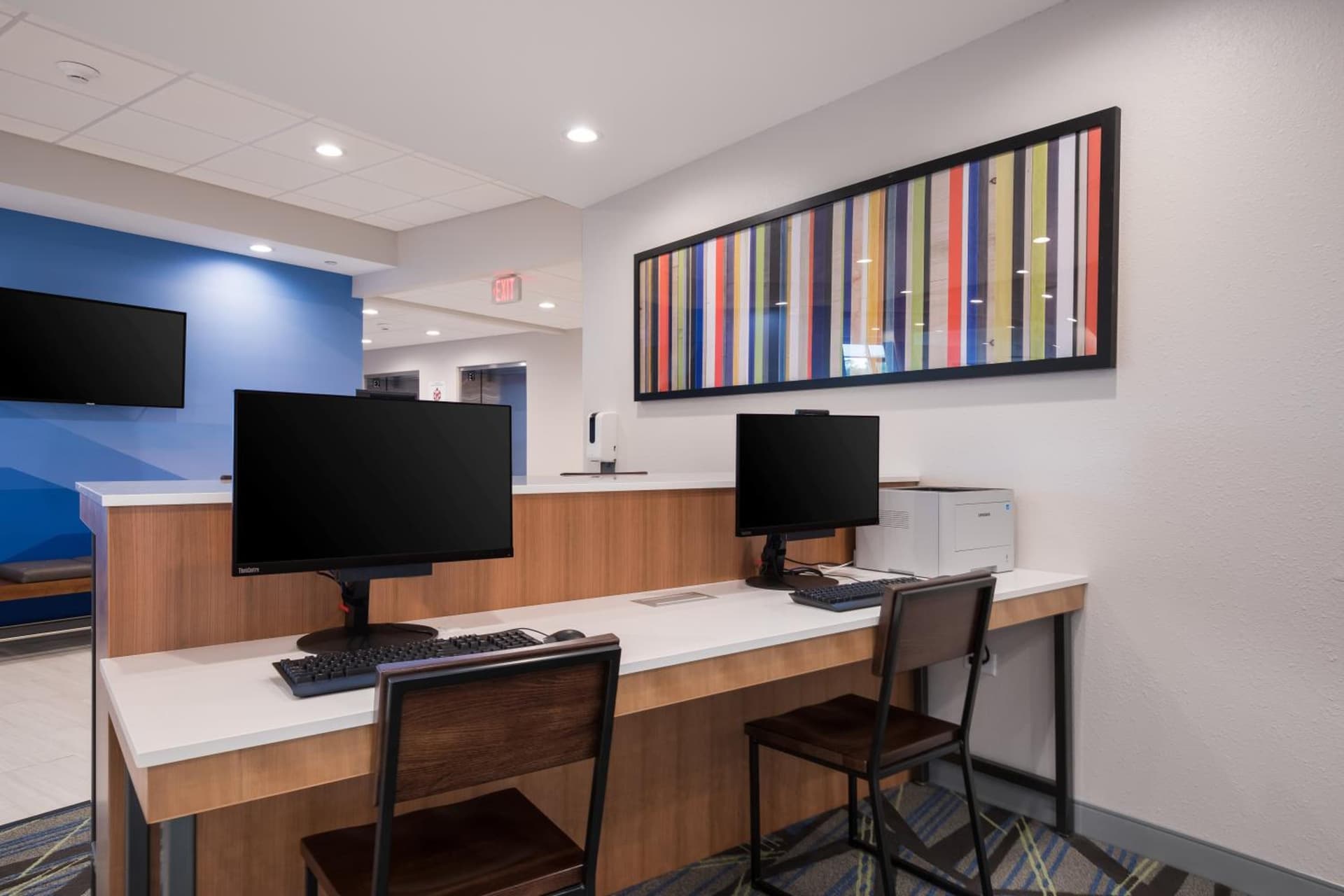 Holiday Inn Express & Suites Chicago - Hoffman Estates by IHG gallery photo in Hoffman Estates, IL — image 48