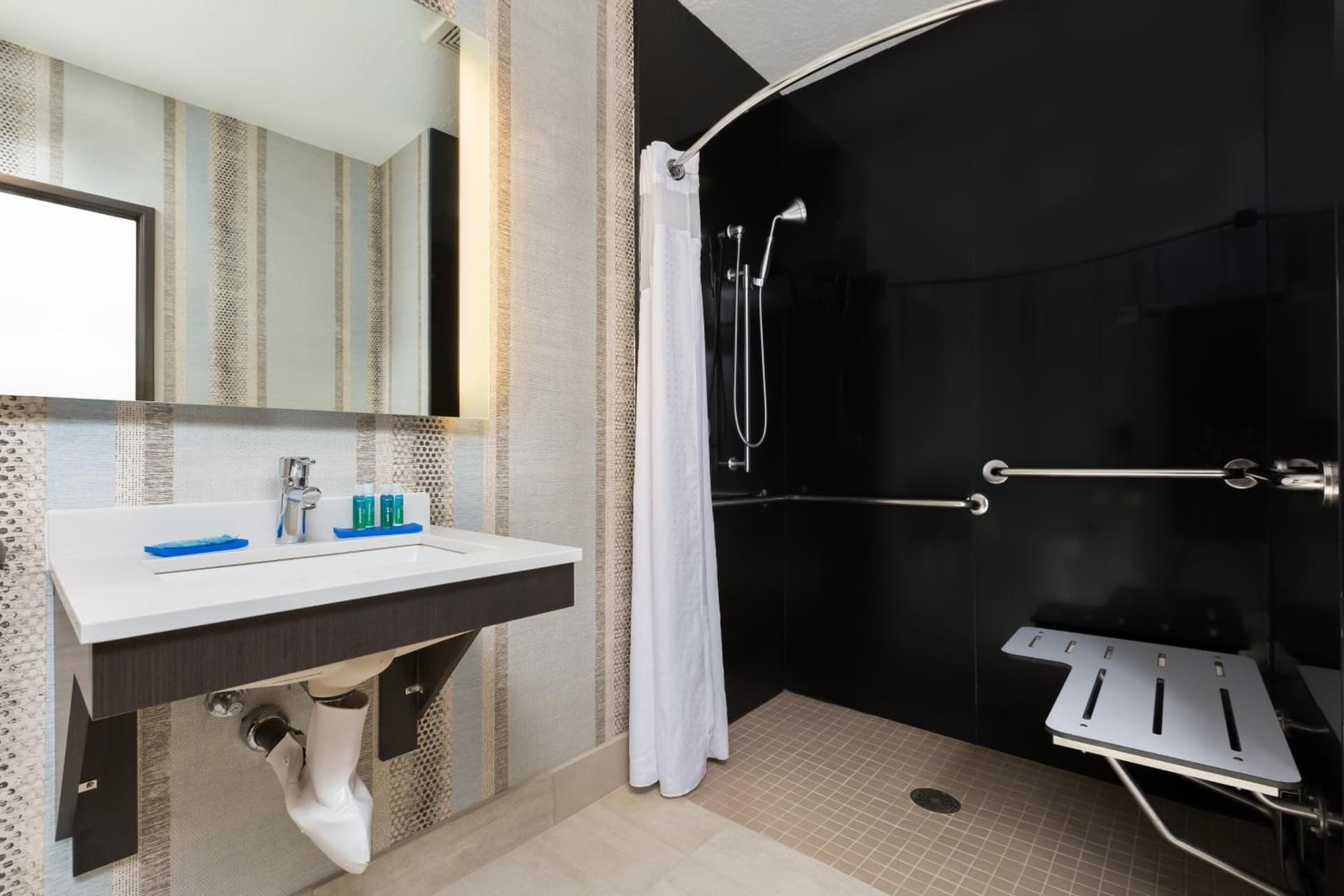 Holiday Inn Express Hotel & Suites Eugene Downtown - University by IHG gallery photo in Eugene, OR — image 41