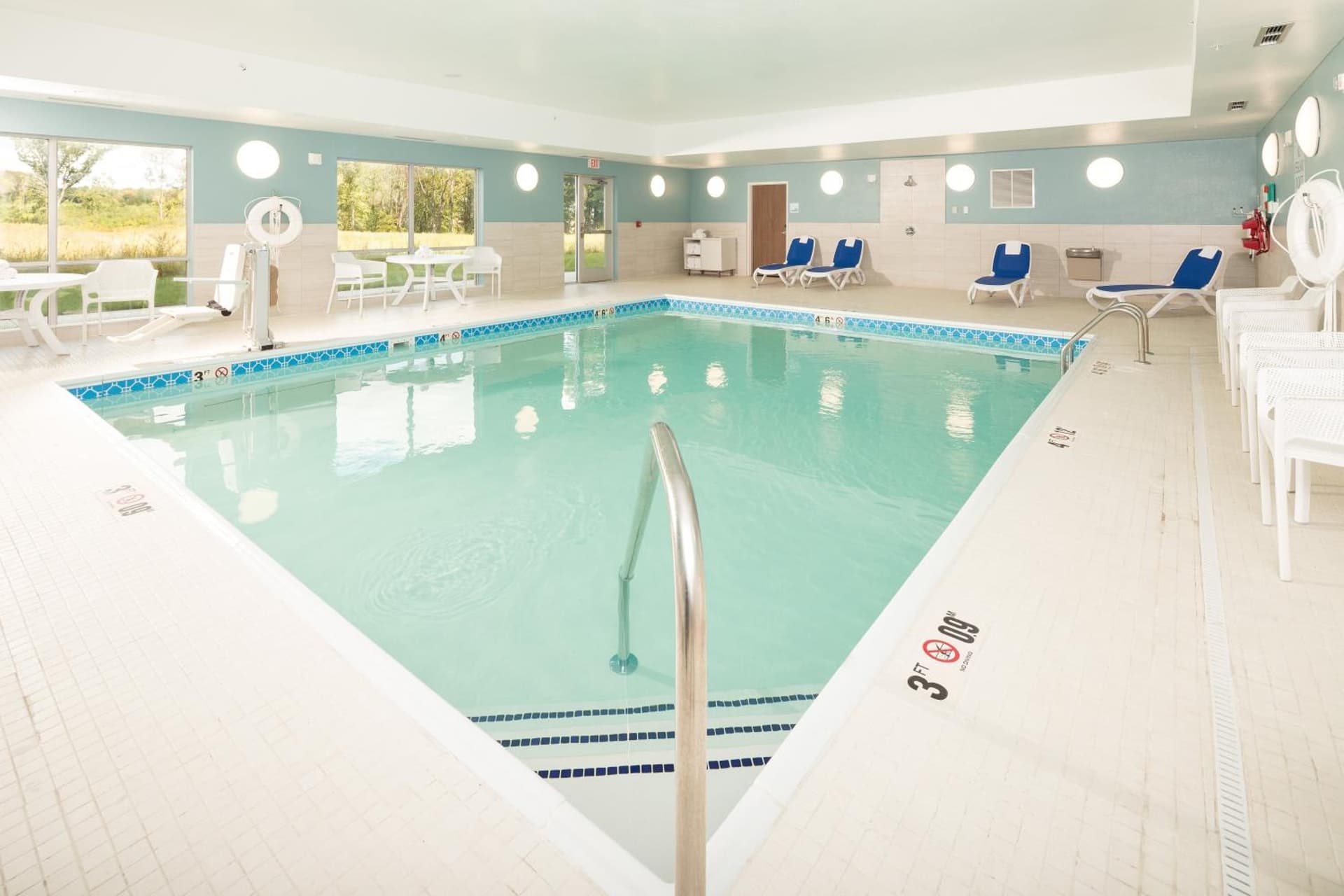 Holiday Inn Express & Suites - Kalamazoo West by IHG gallery photo in Kalamazoo, MI — image 29