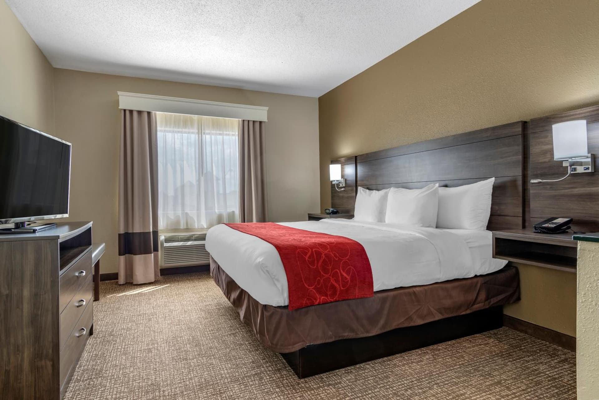 Comfort Suites near Robins Air Force Base gallery photo in Warner Robins, GA — image 30