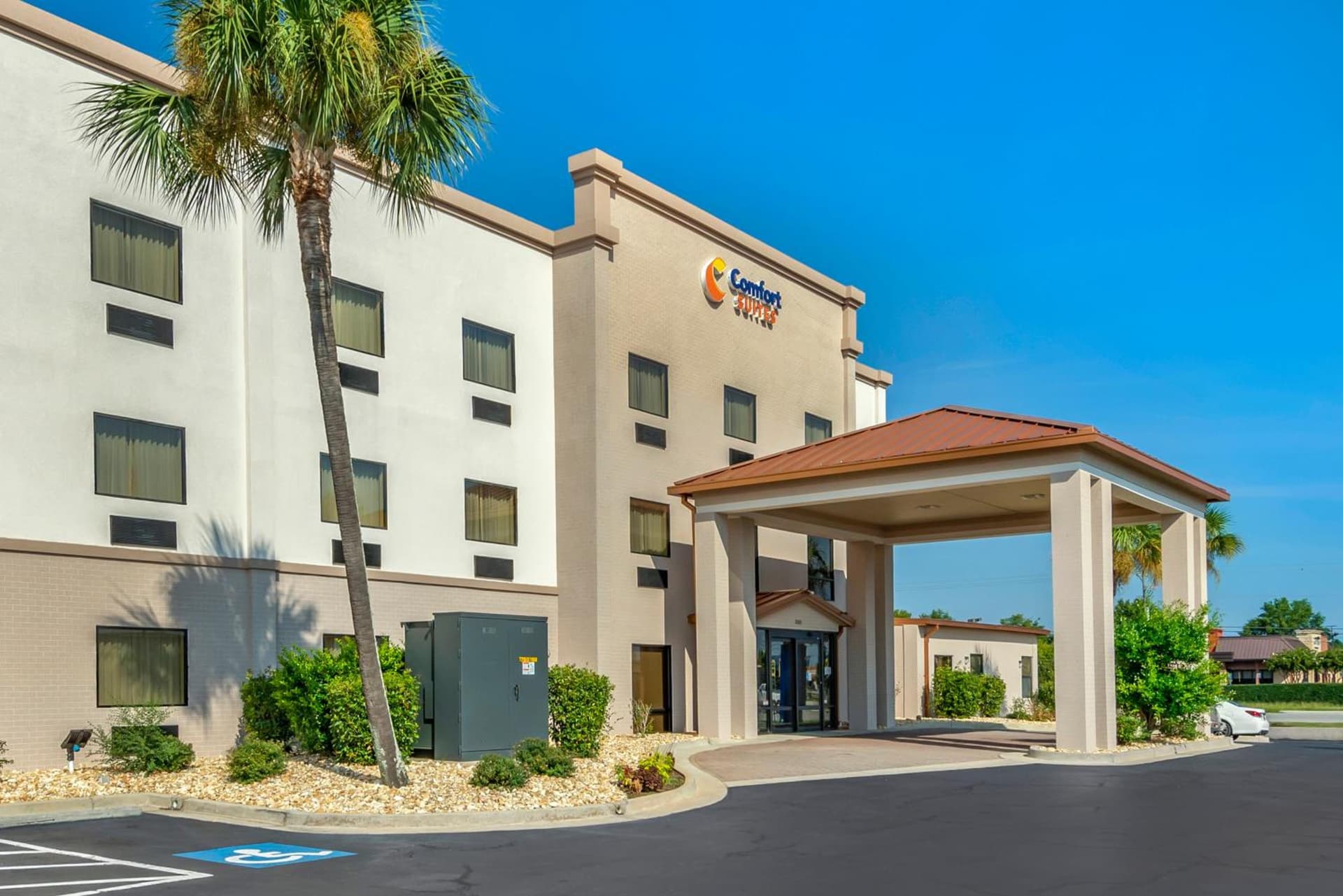 Comfort Suites near Robins Air Force Base gallery photo in Warner Robins, GA — image 49