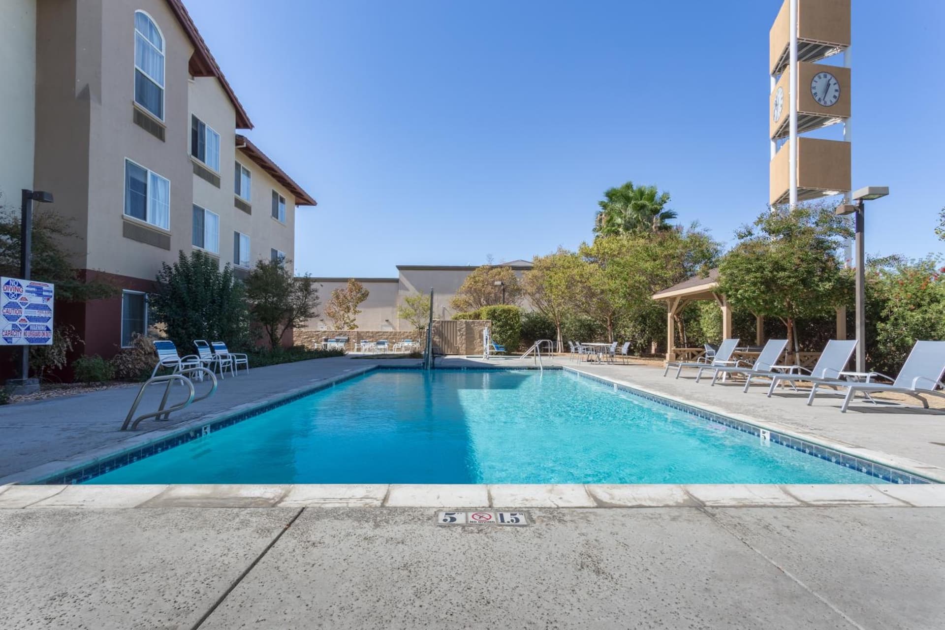 Holiday Inn Express Hotel & Suites Manteca by IHG gallery photo in Manteca, CA — image 44