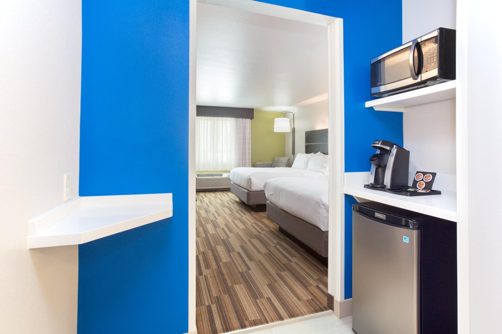 Holiday Inn Express & Suites Lincoln I - 80 by IHG gallery photo in Lincoln, NE — image 7