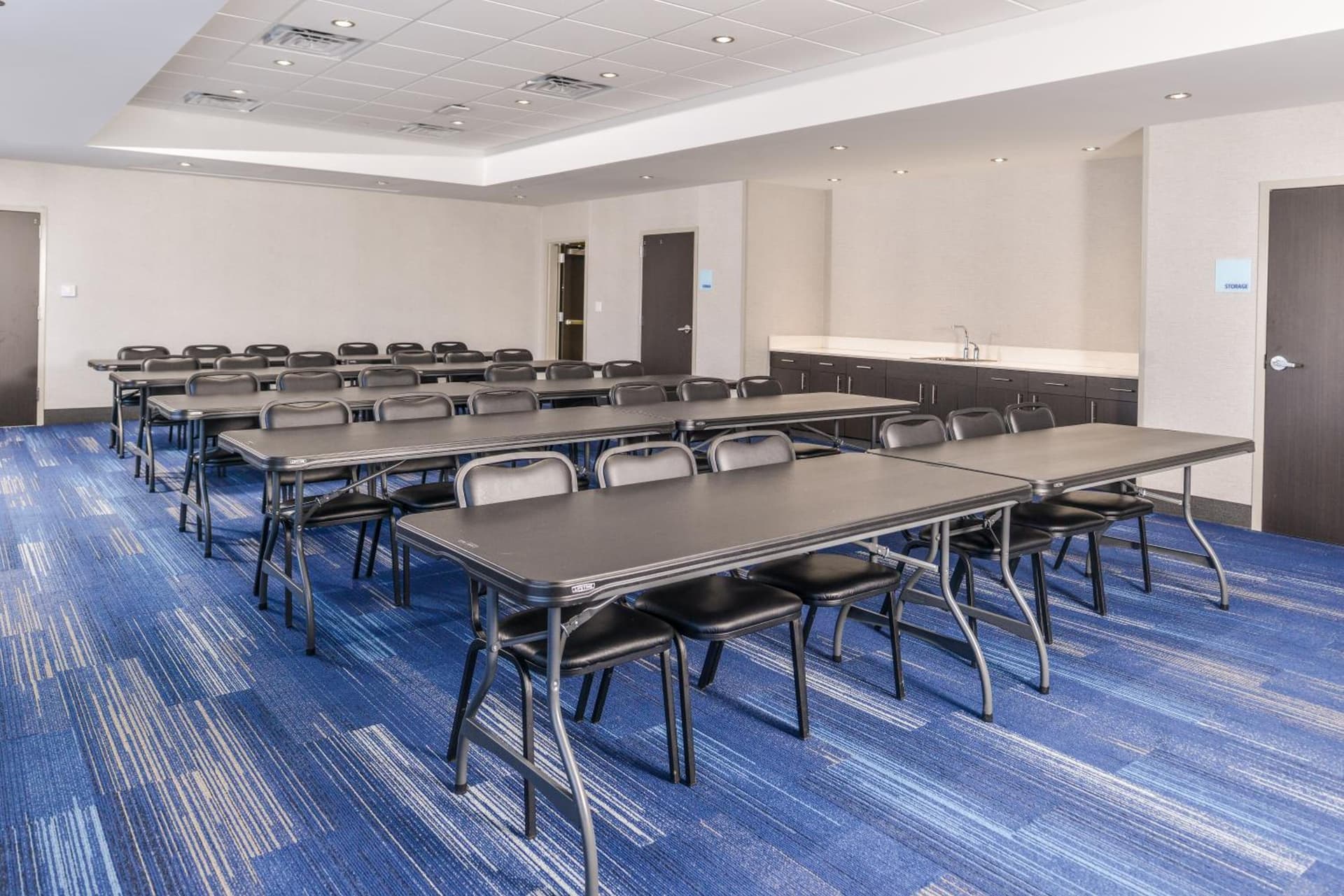Holiday Inn Express & Suites - Kansas City - Lee's Summit by IHG gallery photo in Lees Summit, MO — image 35