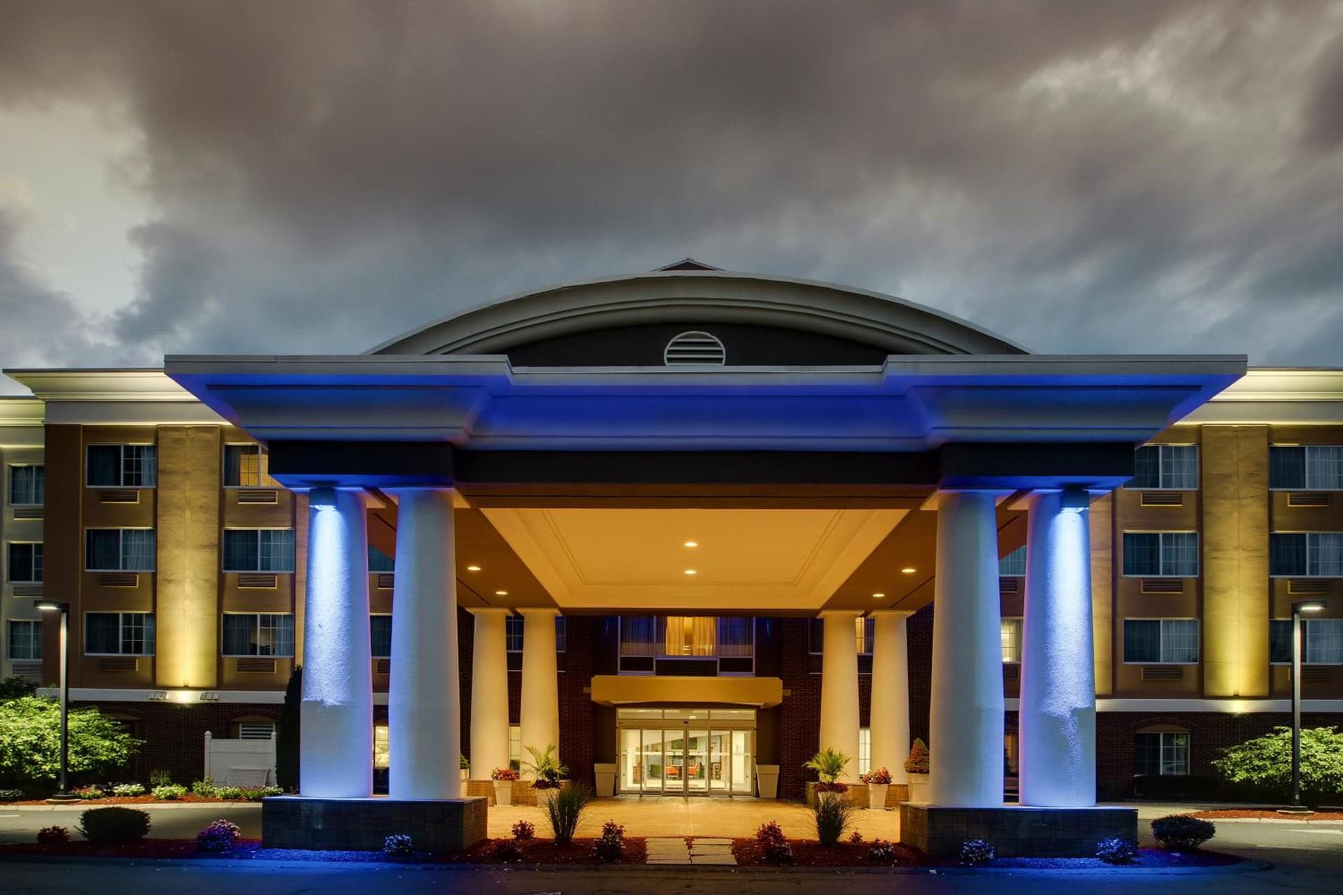 Holiday Inn Express Hotel & Suites Middleboro Raynham by IHG gallery photo in Middleboro, MA — image 35