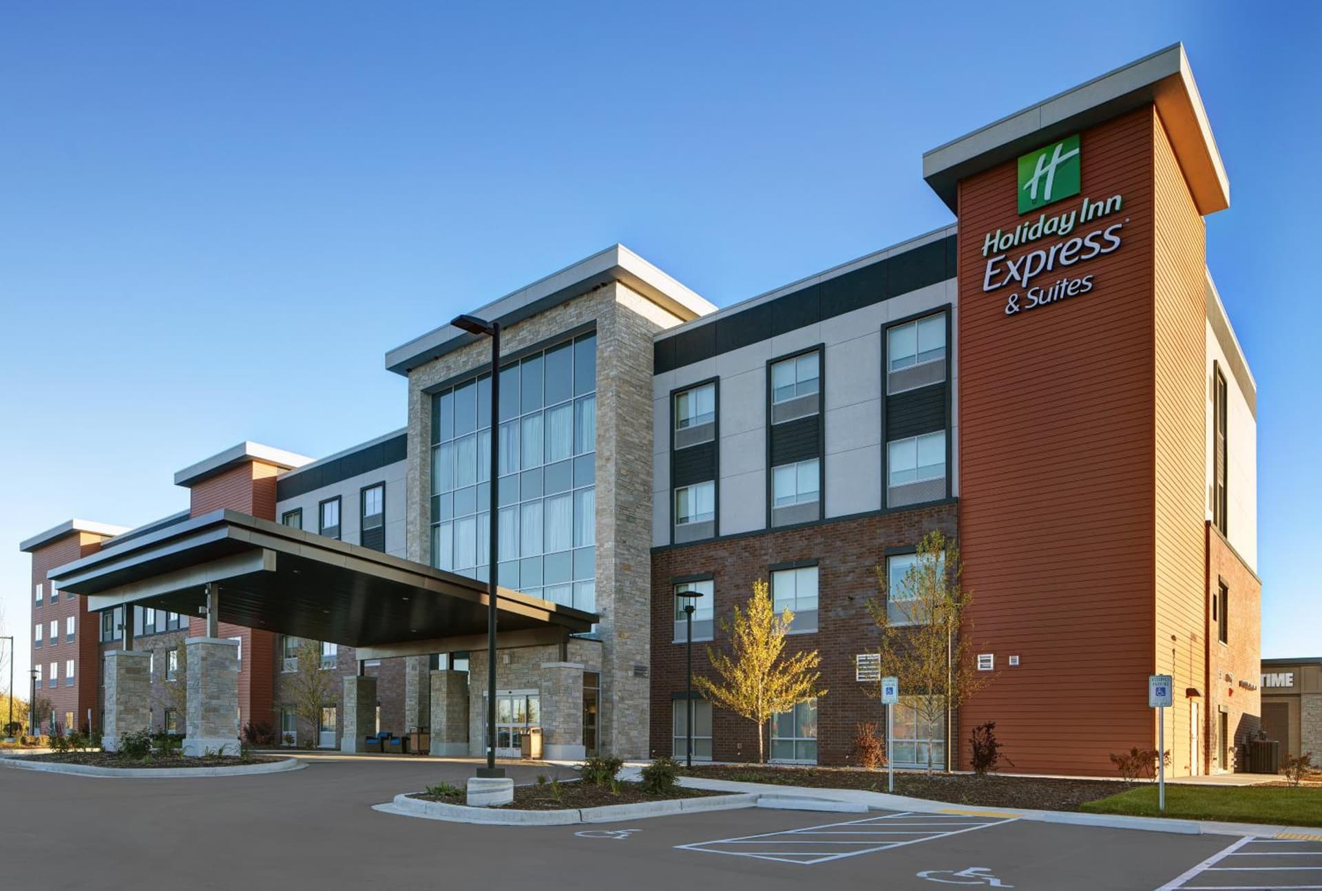 Holiday Inn Express & Suites - Milwaukee - Brookfield by IHG featured exterior or lobby in Brookfield, WI — similar hotel