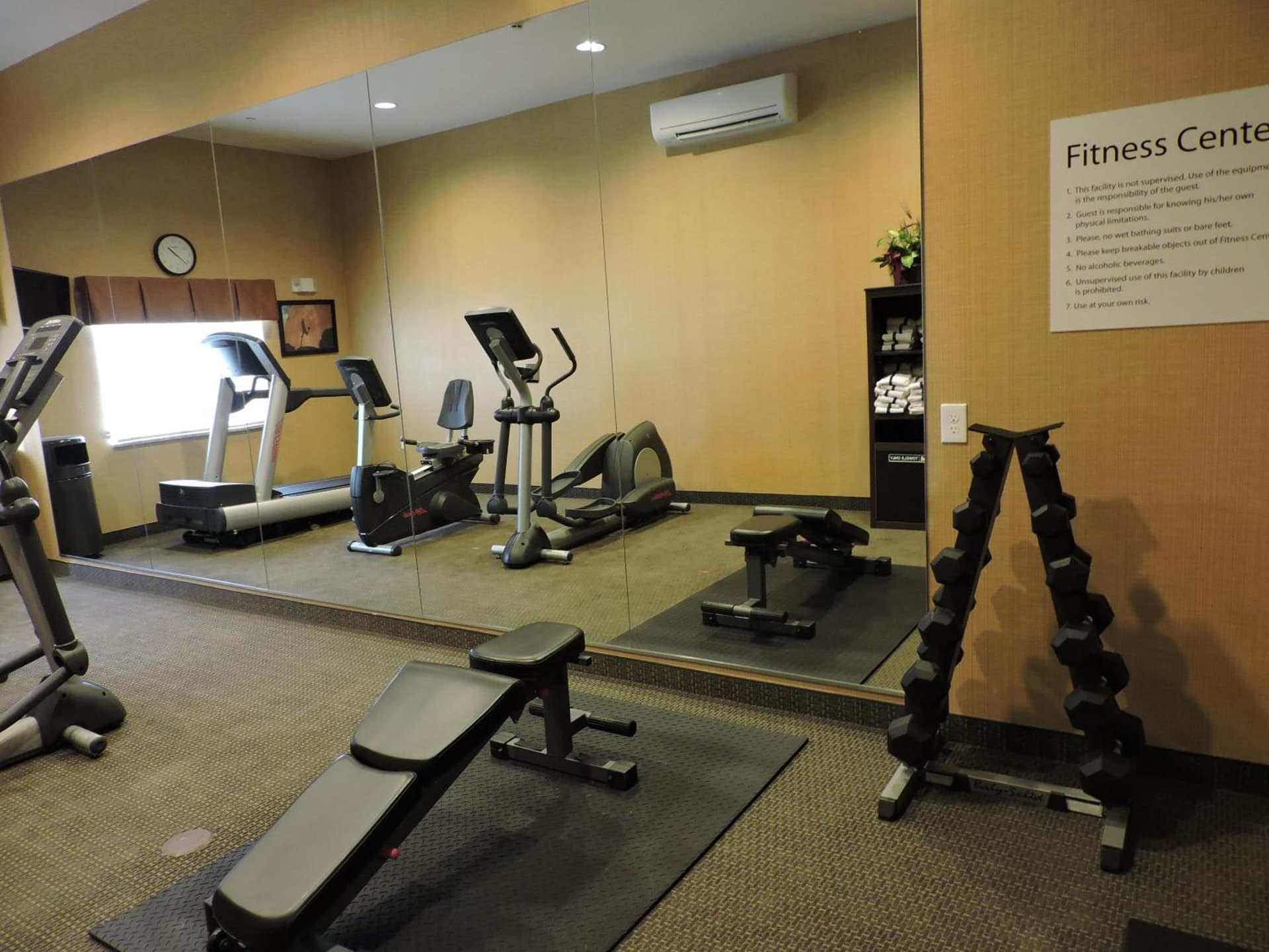 Holiday Inn Express and Suites Montgomery by IHG gallery photo in Montgomery — image 6