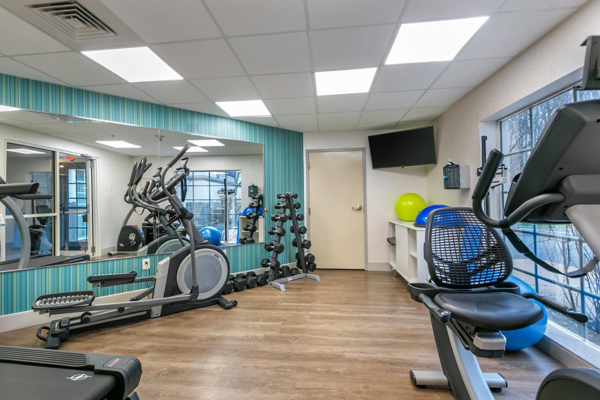 Holiday Inn Express Mount Arlington by IHG gallery photo in Mount Arlington, NJ — image 44
