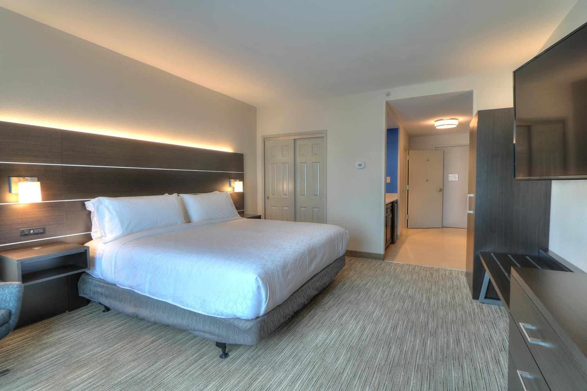 Holiday Inn Express Hotel & Suites Mobile Saraland by IHG gallery photo in Saraland, AL — image 12