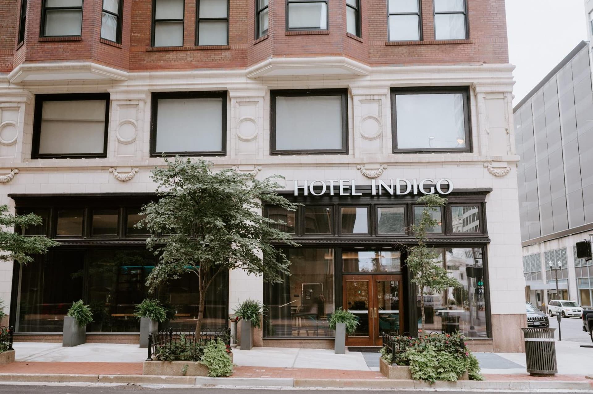 Hotel Indigo - St. Louis - Downtown by IHG featured exterior or lobby in Saint Louis, MO — similar hotel