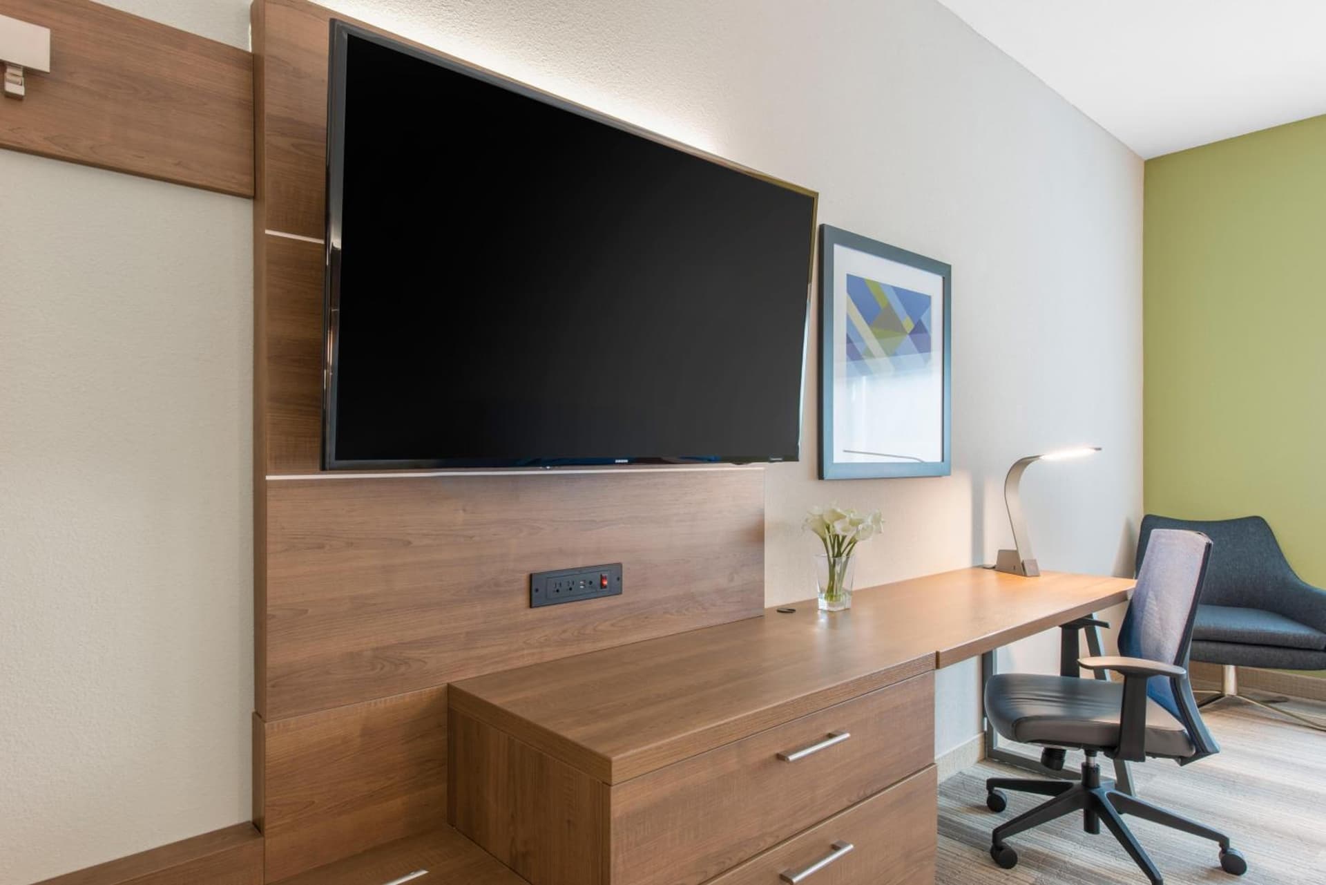 Holiday Inn Express & Suites Alachua - Gainesville Area by IHG gallery photo in Alachua, FL — image 13