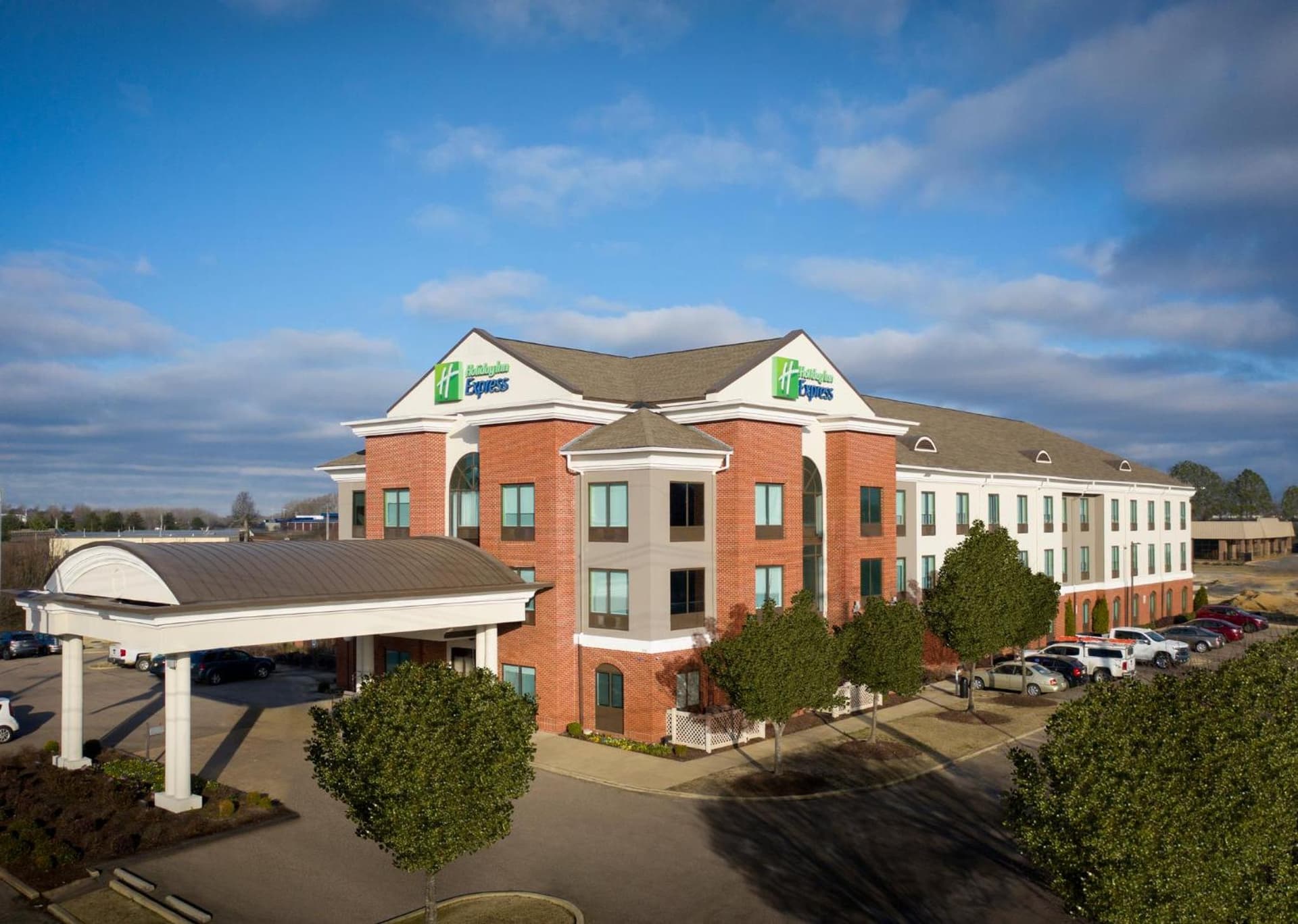 Holiday Inn Express Hotel & Suites Olive Branch by IHG featured exterior or lobby in Olive Branch, MS — similar hotel