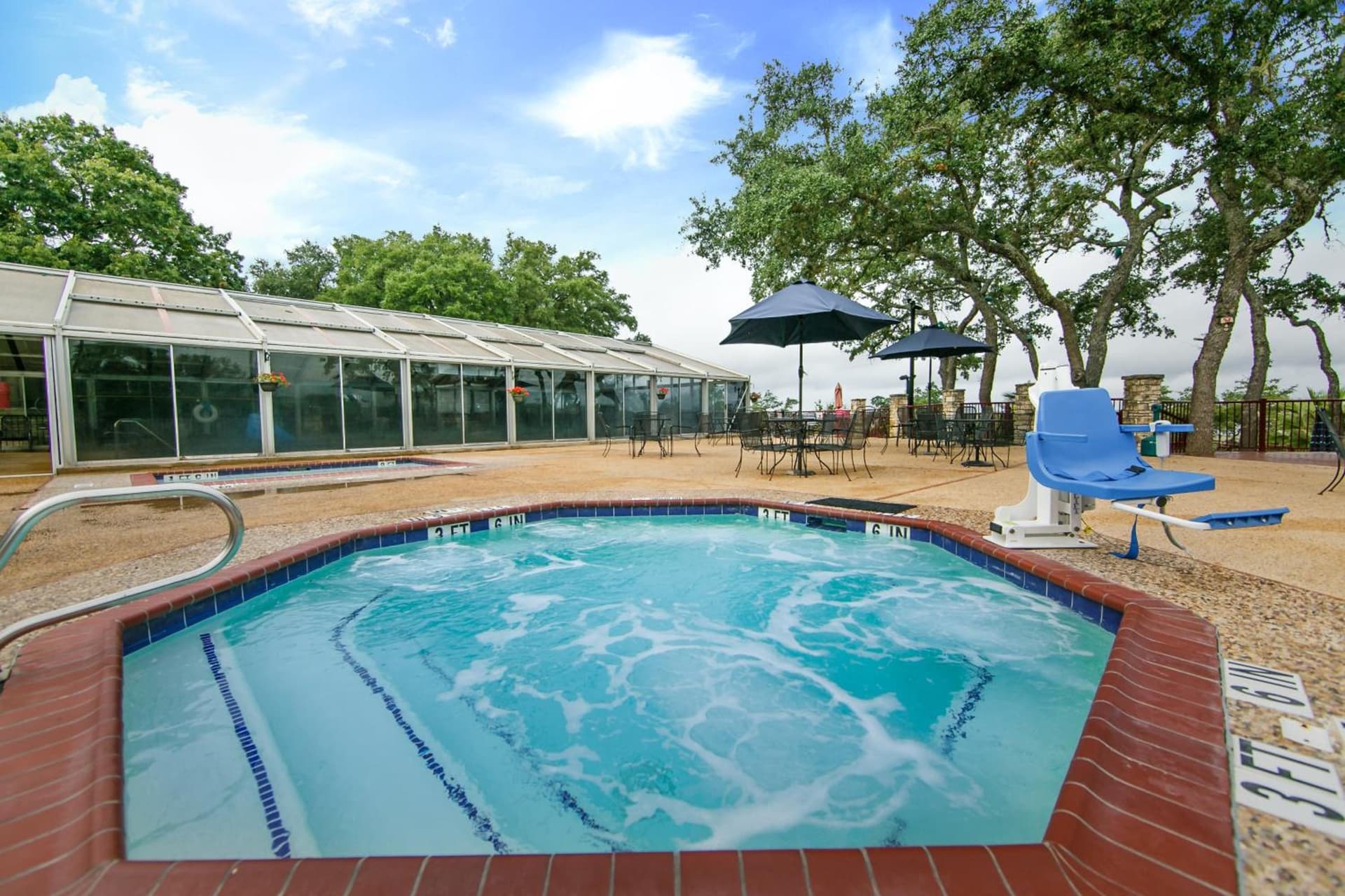 Holiday Inn Club Vacations Hill Country Resort at Canyon Lake interior in Canyon Lake, TX — gallery photo 2