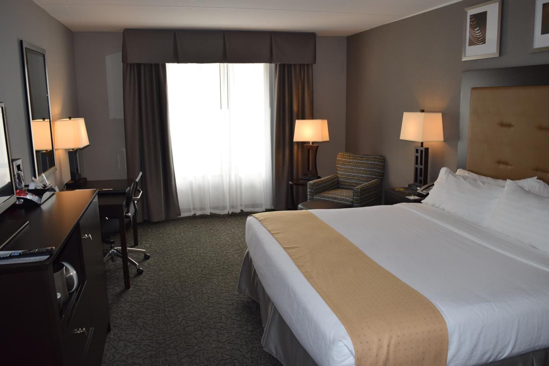 Holiday Inn and Suites East Peoria by IHG gallery photo in Peoria, IL — image 5