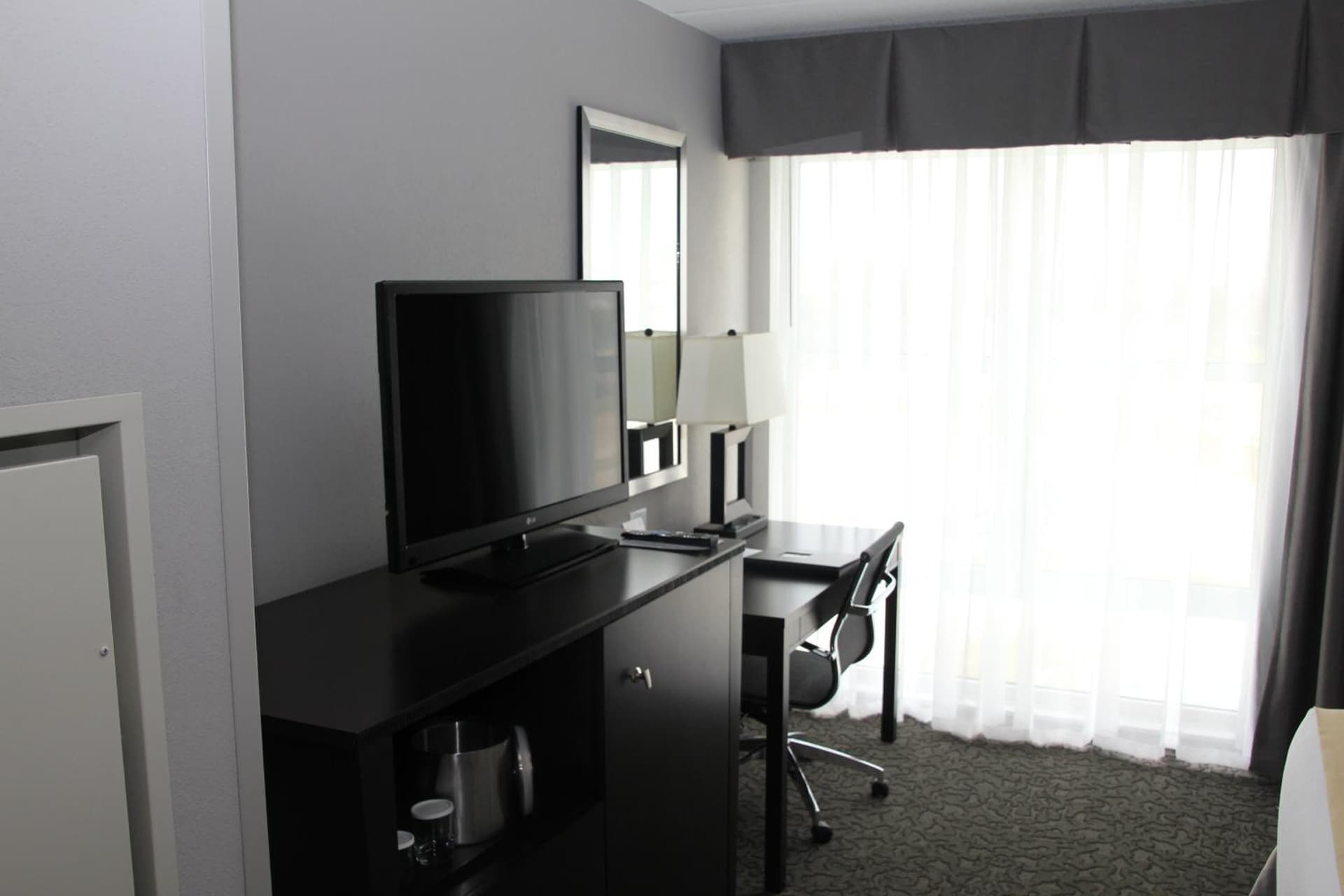Holiday Inn and Suites East Peoria by IHG gallery photo in Peoria, IL — image 48