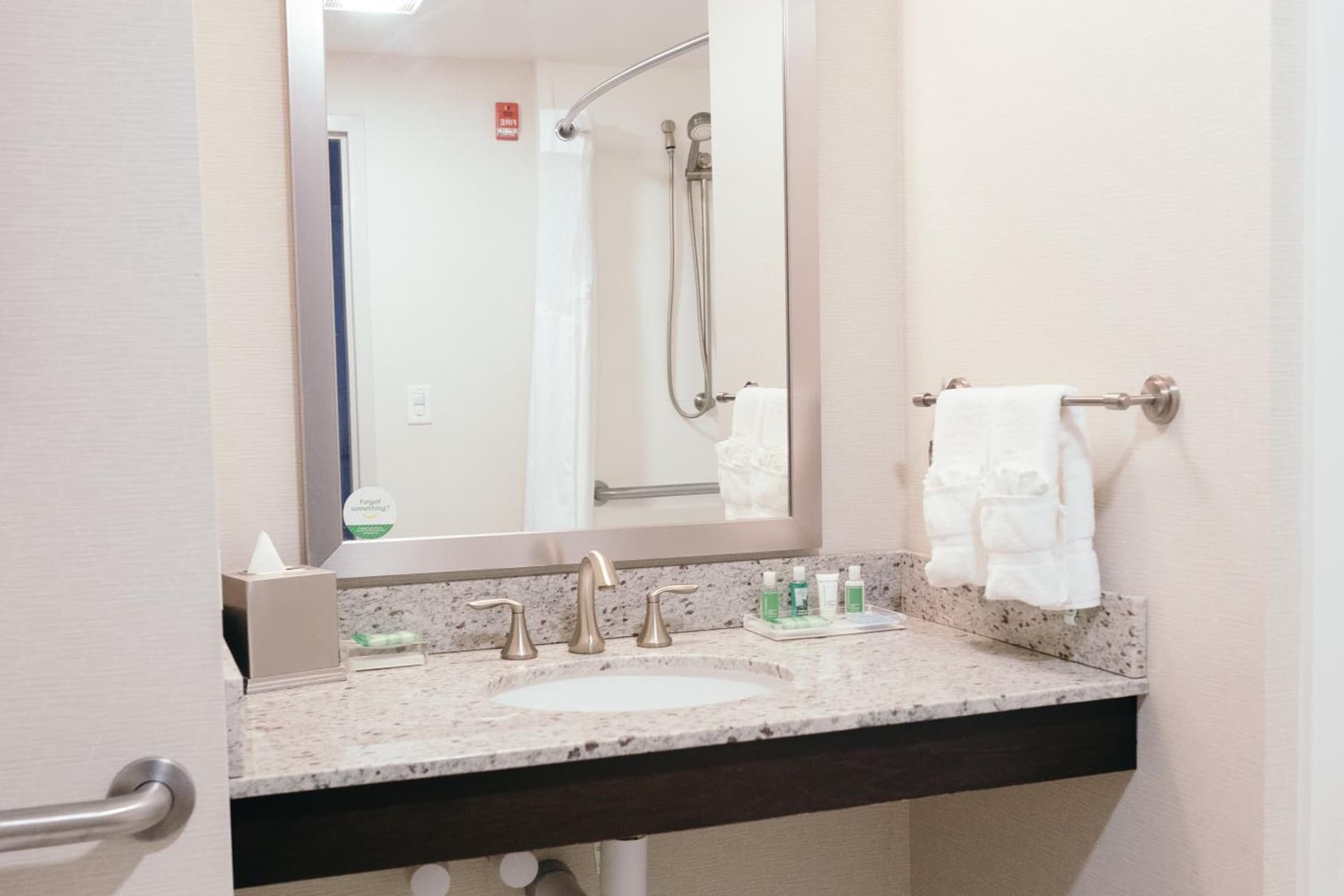 Holiday Inn and Suites East Peoria by IHG gallery photo in Peoria, IL — image 32